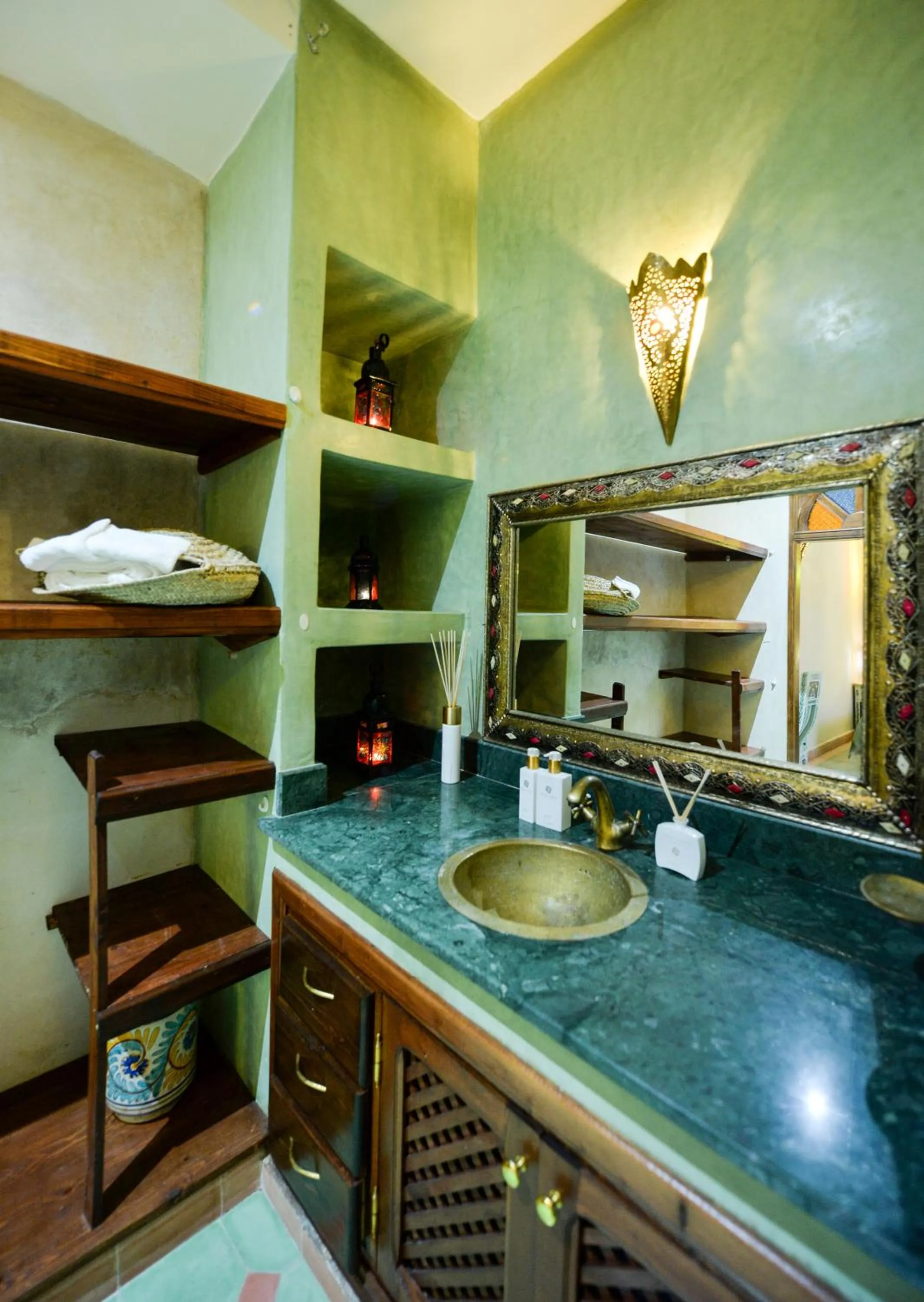 Bathroom in Casa De Marrakech Riad Guest House