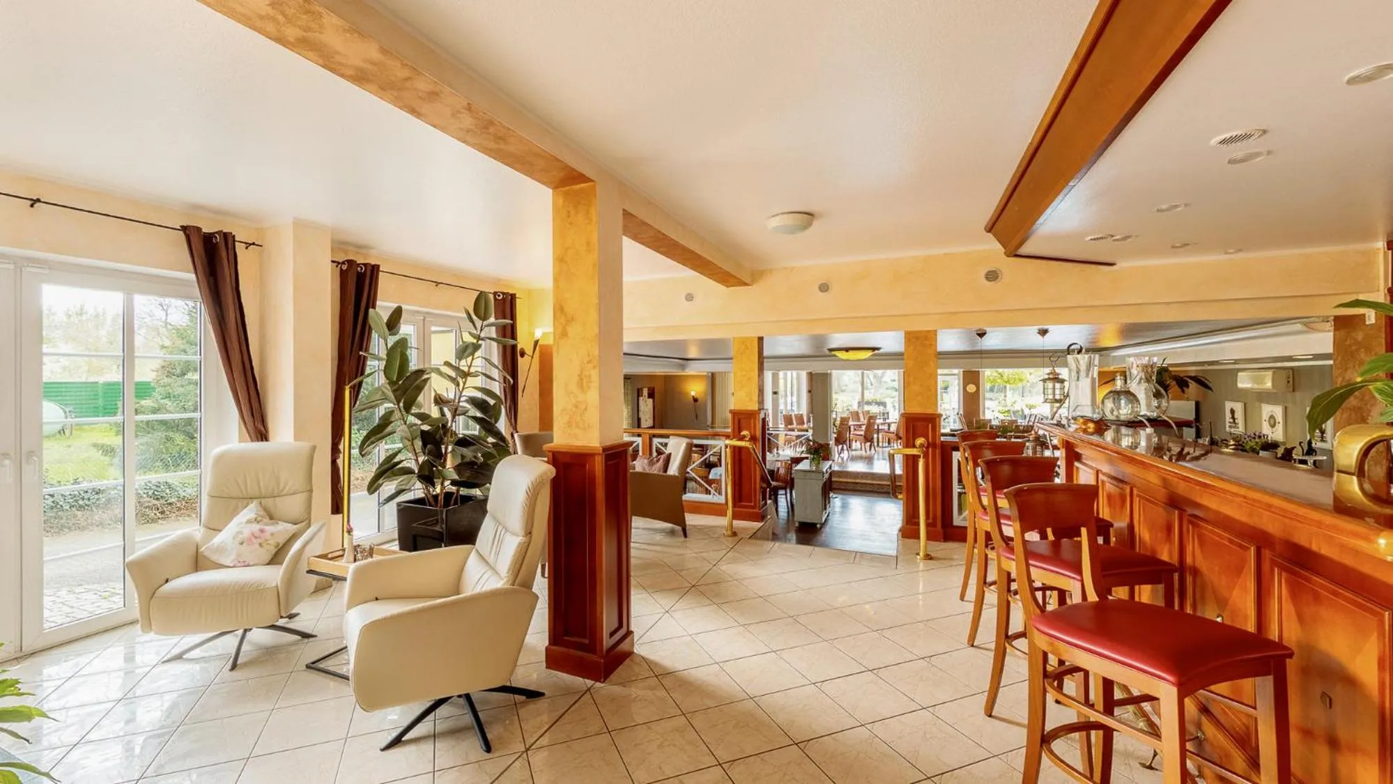 Restaurant/places to eat in Apart Hotel Haveltreff