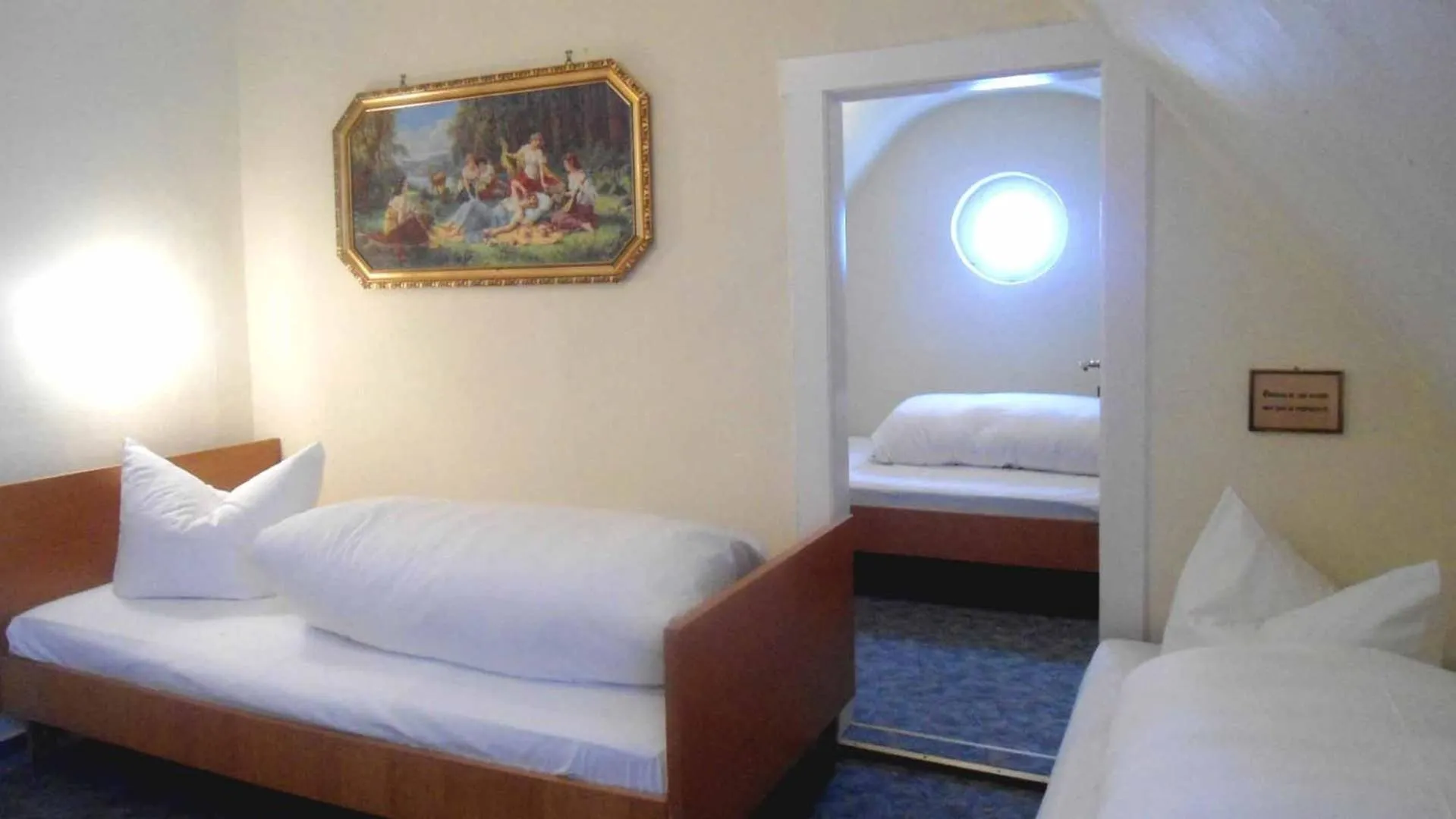 Photo of the whole room, Bed in Hotel Krone