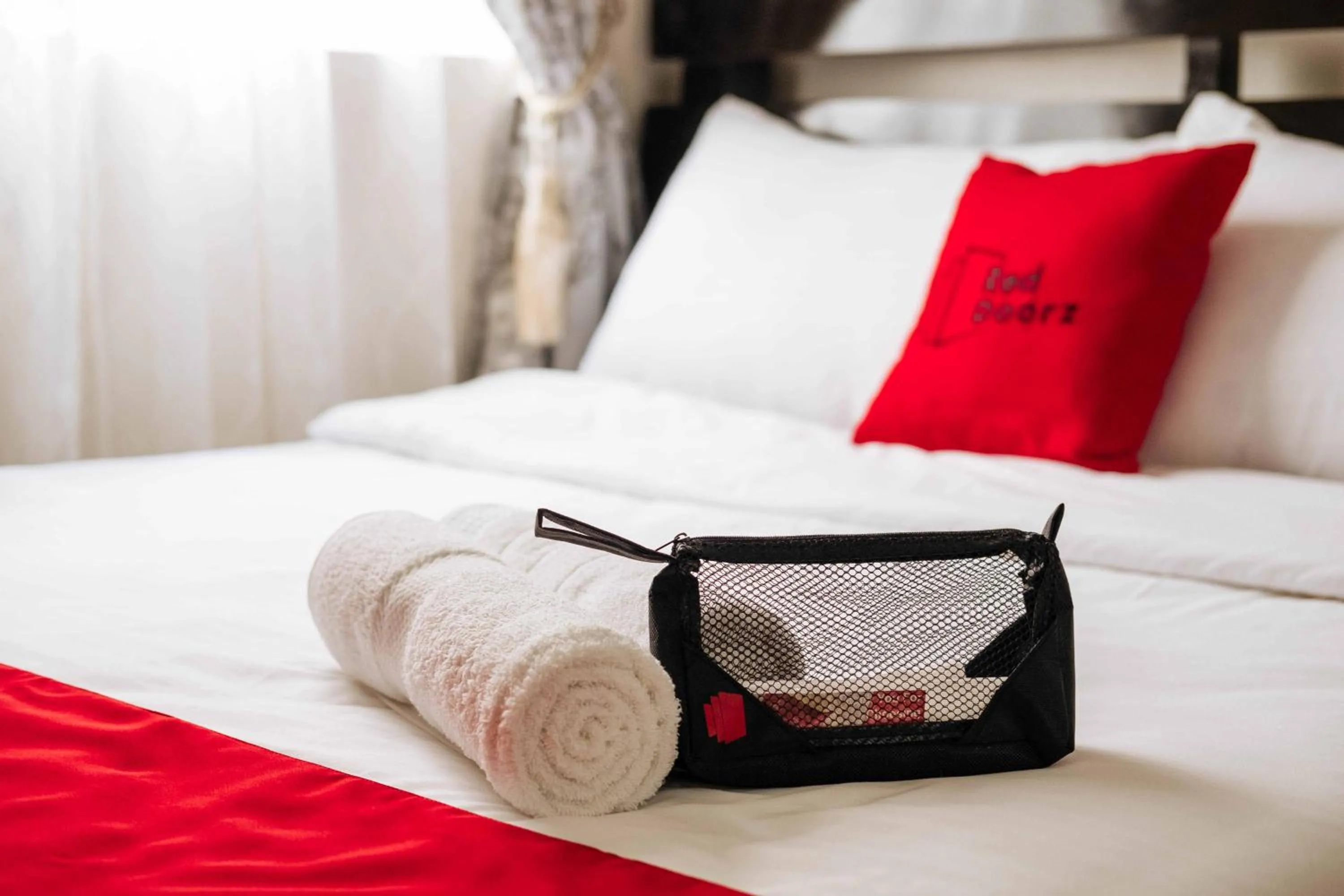 Other, Bed in RedDoorz @ Poblacion Sur Sigma