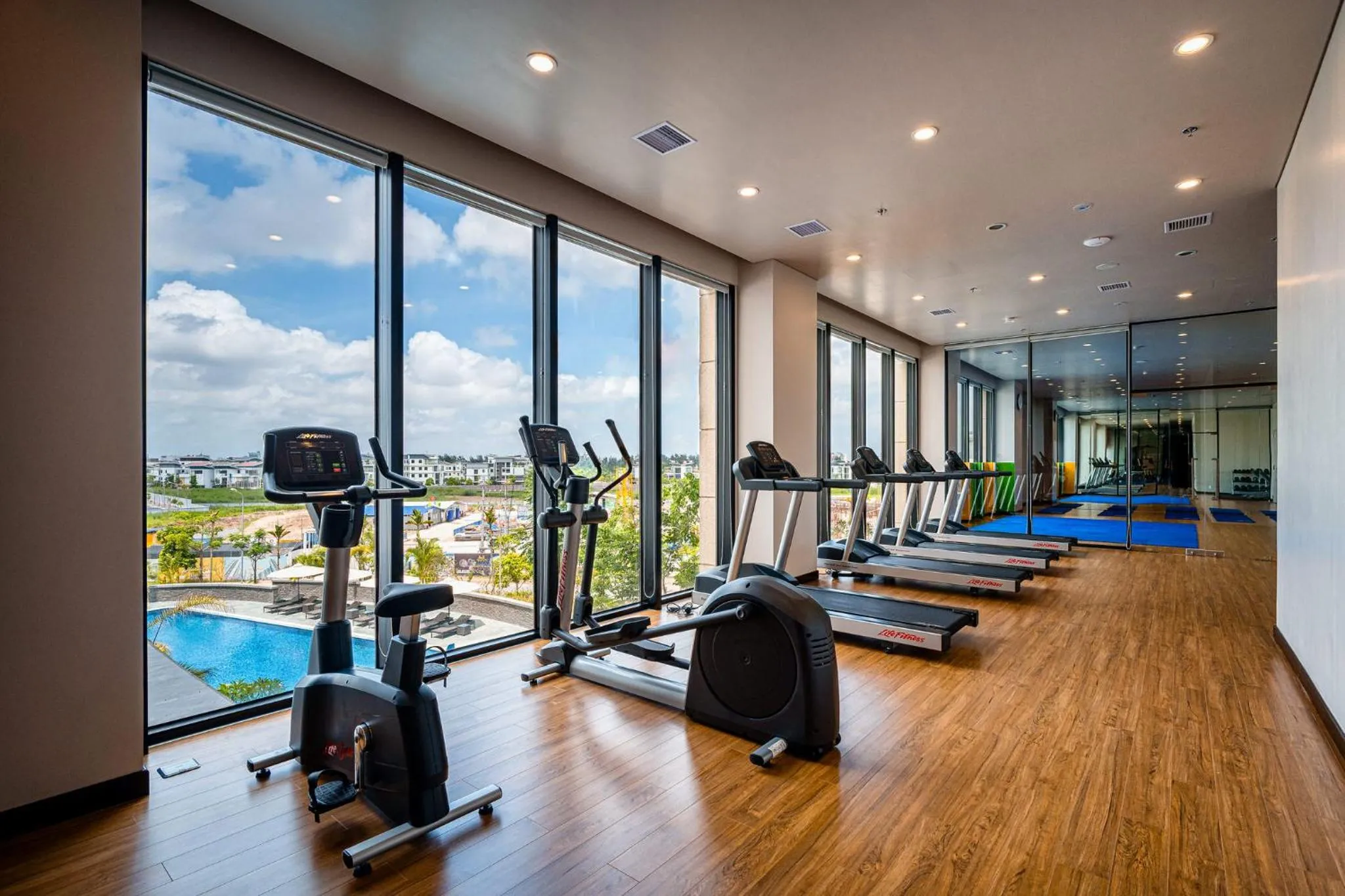 Fitness centre/facilities in Hotel Nikko Hai Phong