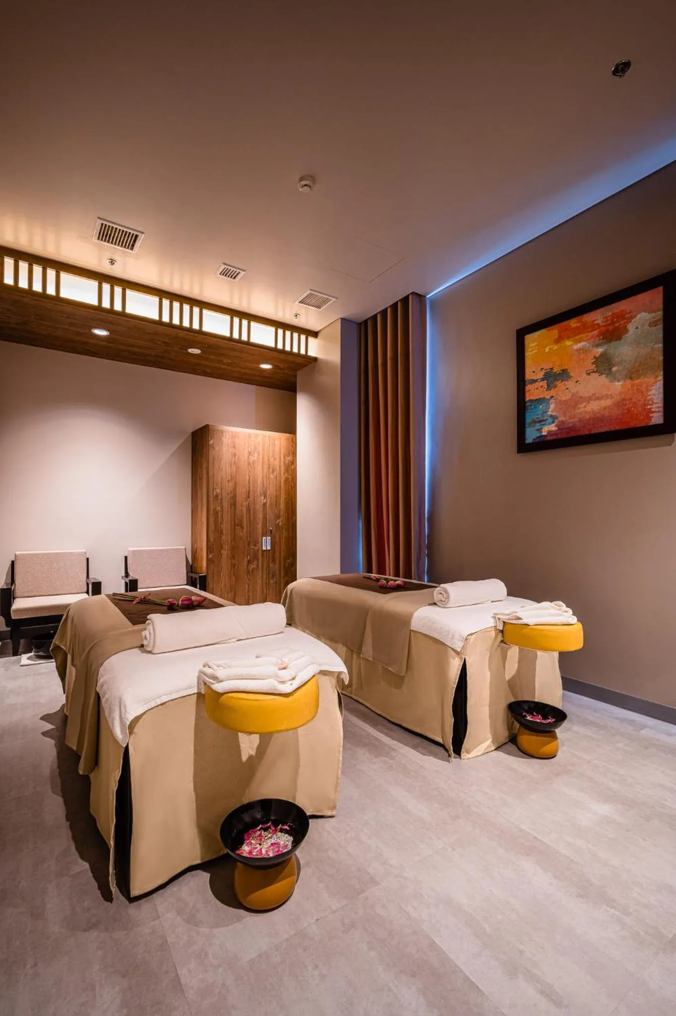 Massage, Bed in Hotel Nikko Hai Phong