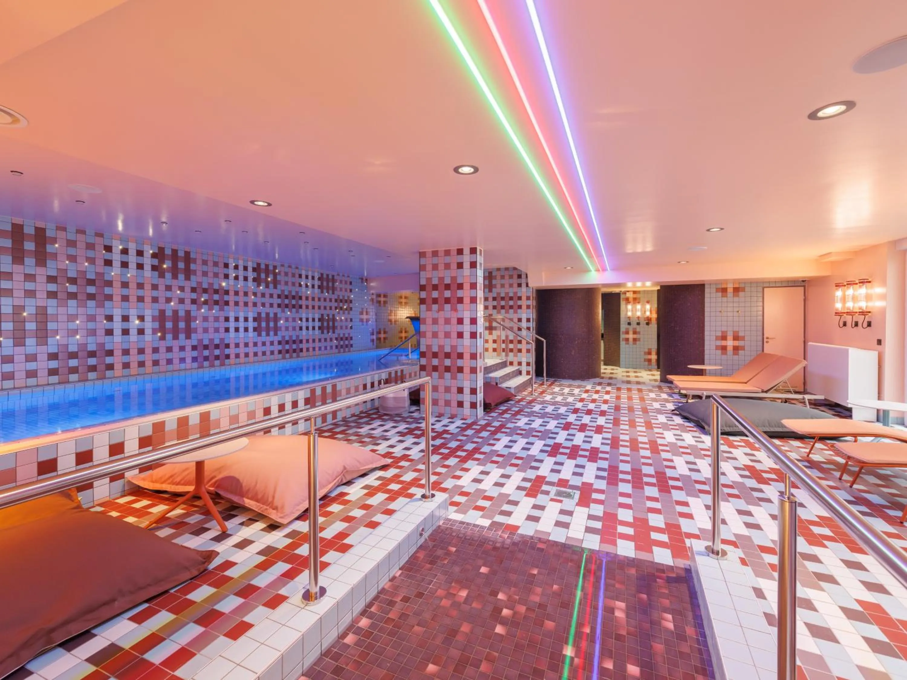 Massage in Aiden by Best Western Clermont-Ferrand Hotel & Spa