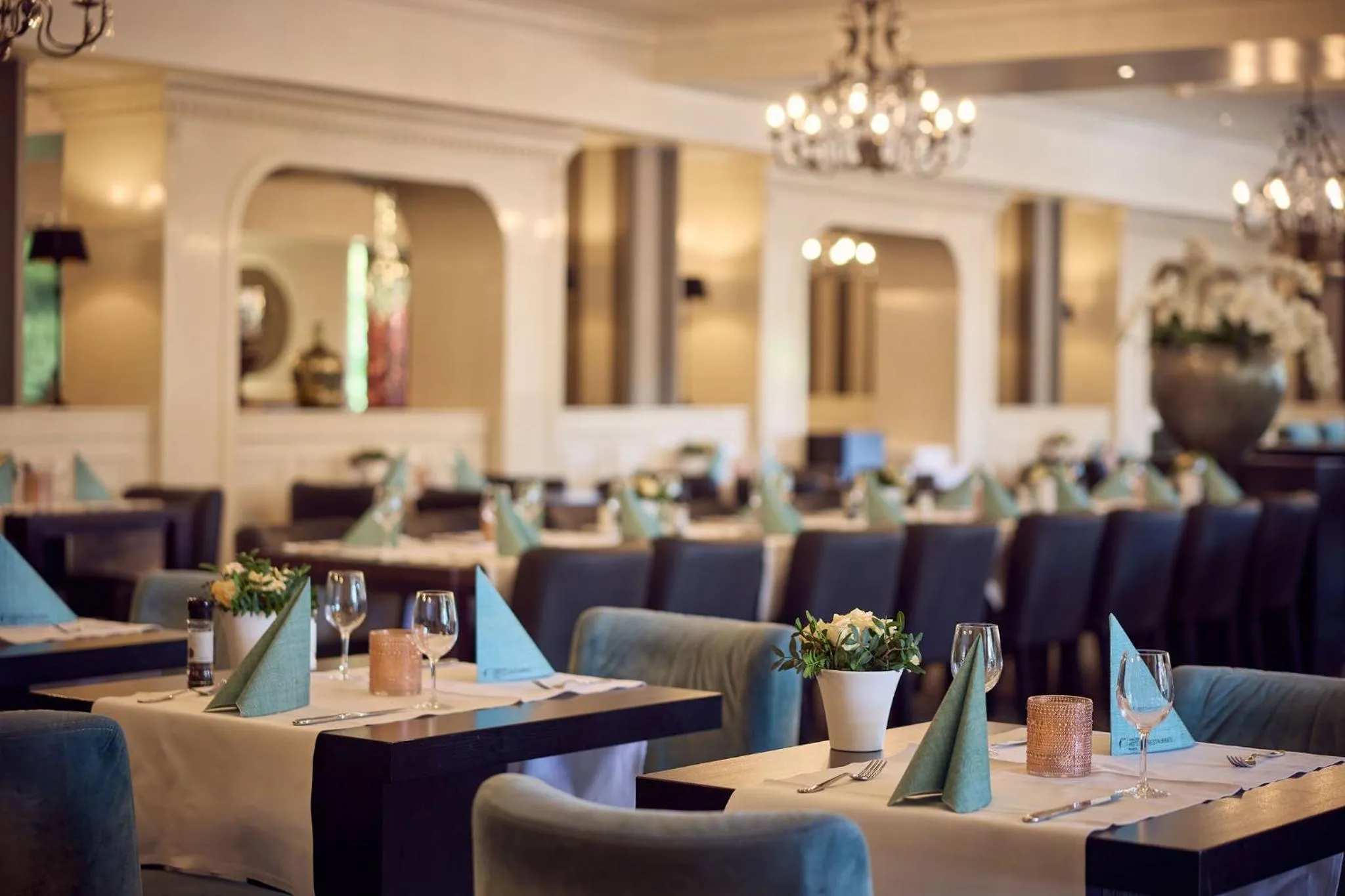 Restaurant/places to eat in Hotel Moers van der Valk