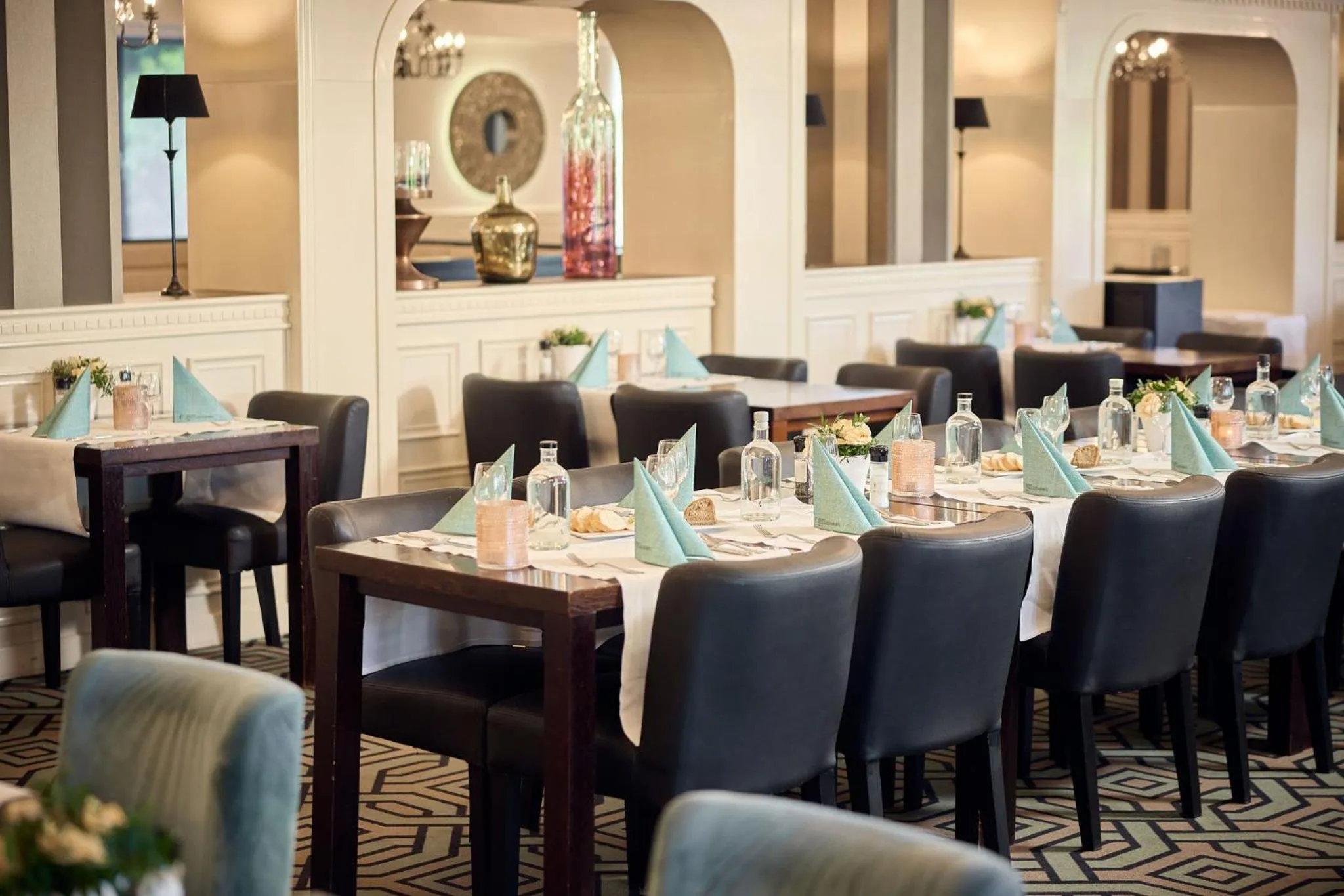 Restaurant/places to eat in Hotel Moers van der Valk