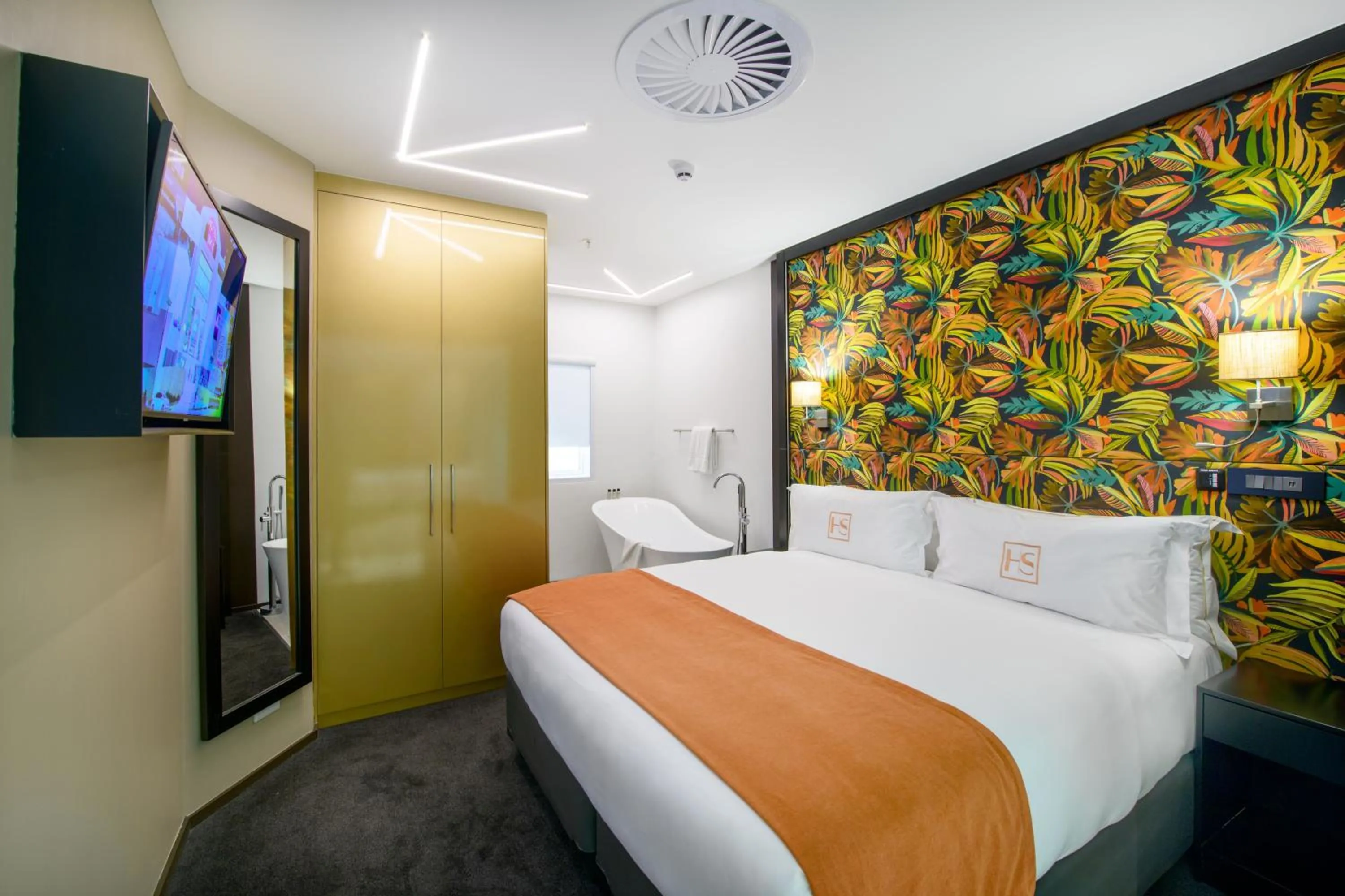 Bed in Hotel Sky Sandton