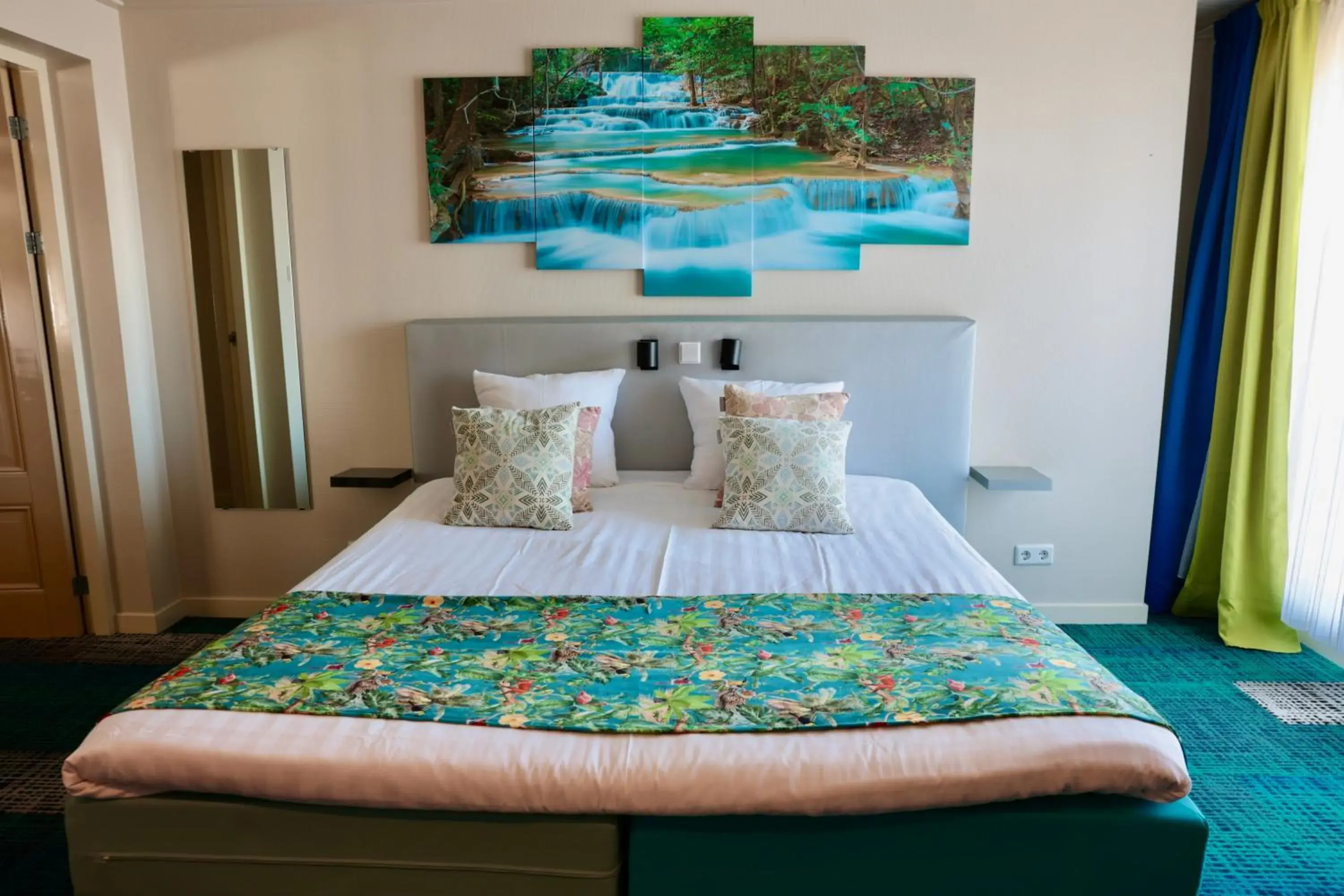 Deluxe Double or Twin Room - single occupancy in B & B Marrum Hotel Marrum Deluxe Double or Twin Room - single occupancy in B & B Marrum Hotel Marrum