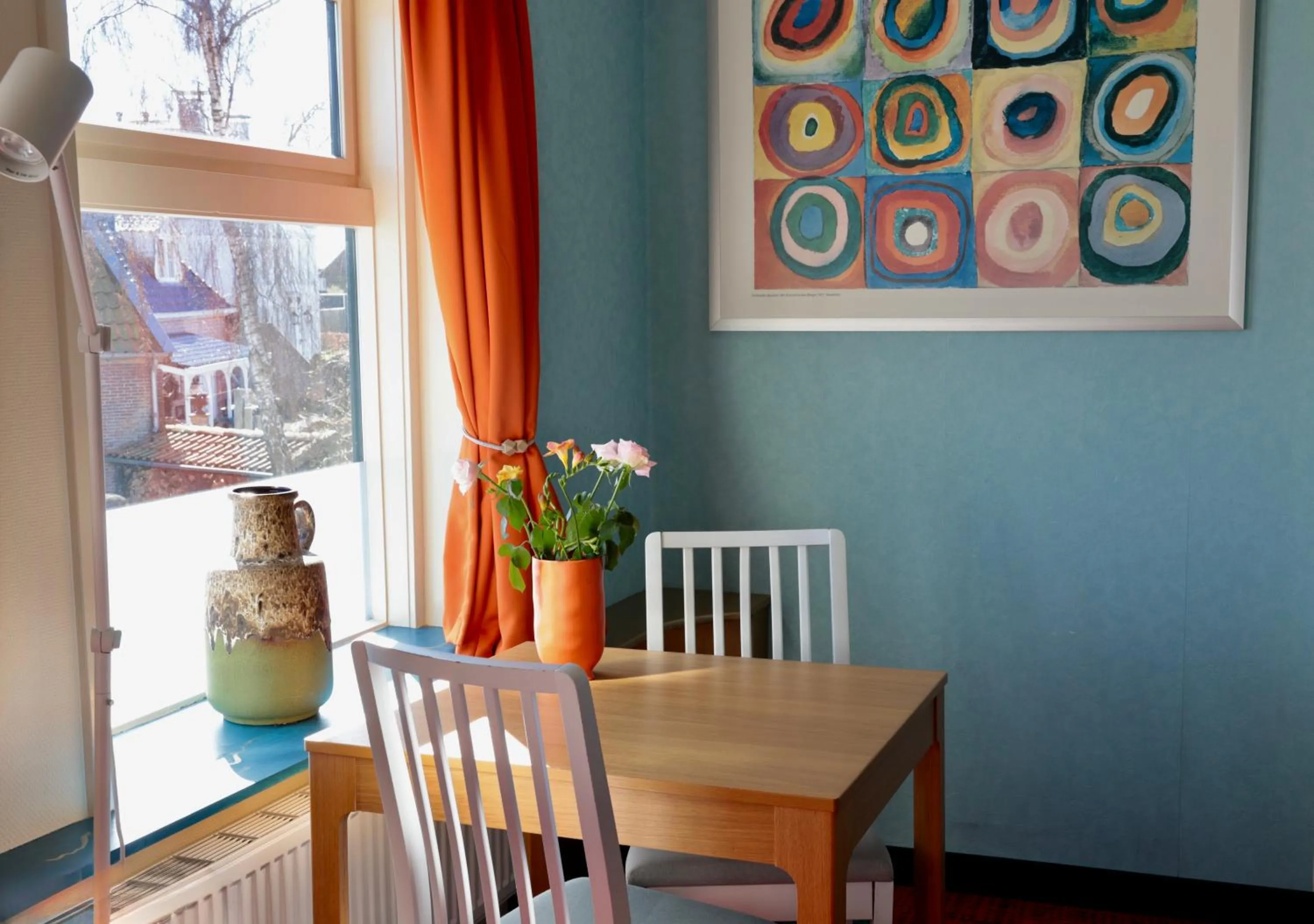 Dining area in B & B Marrum Hotel Marrum