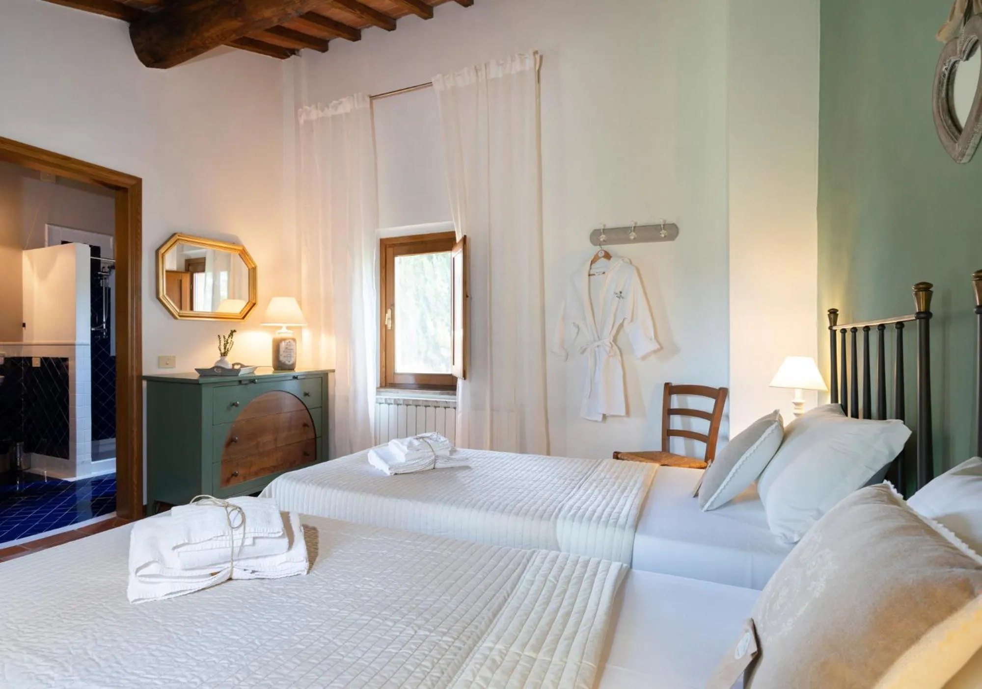 Photo of the whole room, Bed in GHIZZOLO Residence - Refurbished Pool 2025