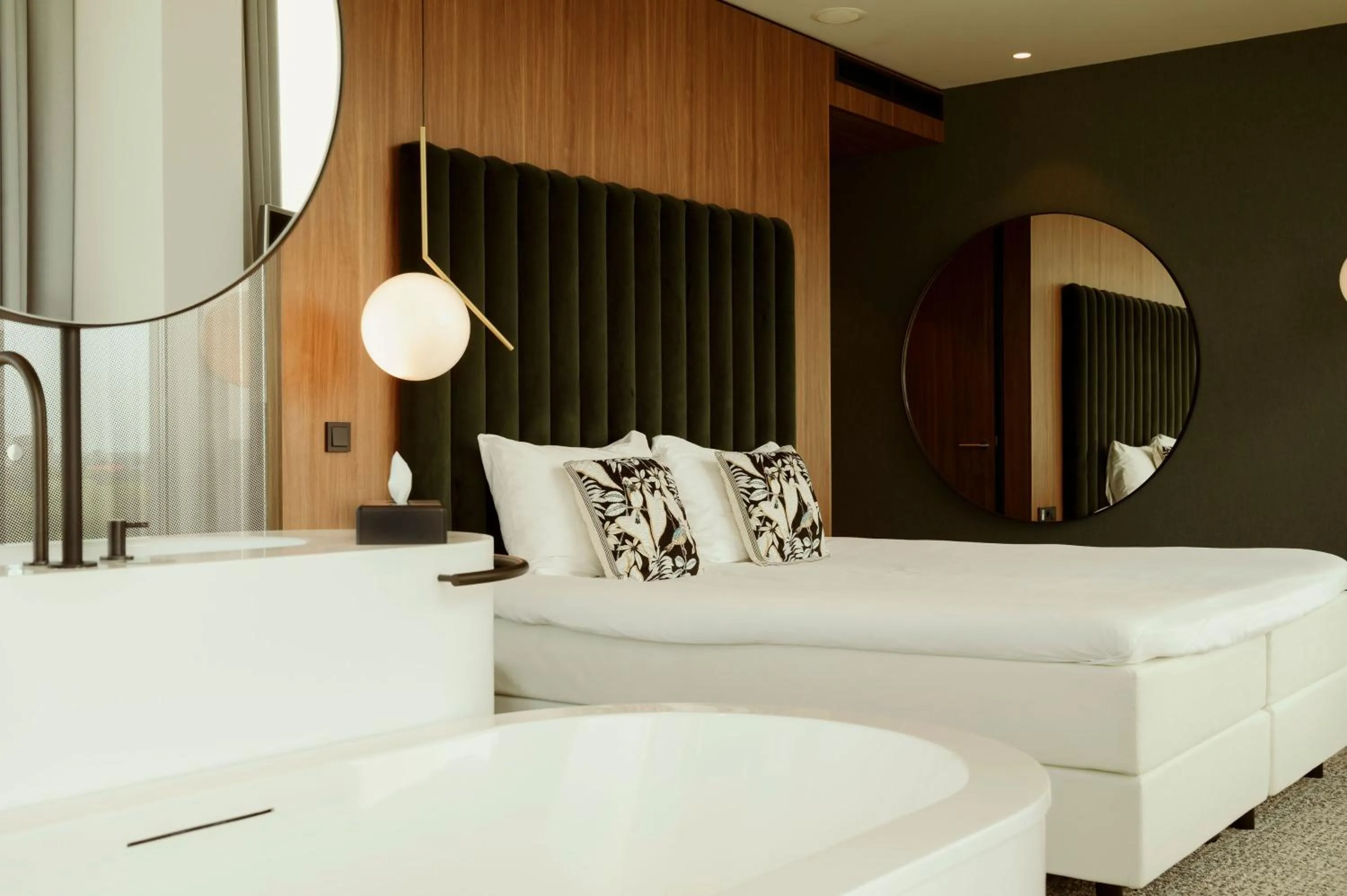 Bed in Van der Valk Hotel Amsterdam Zuidas-Rai