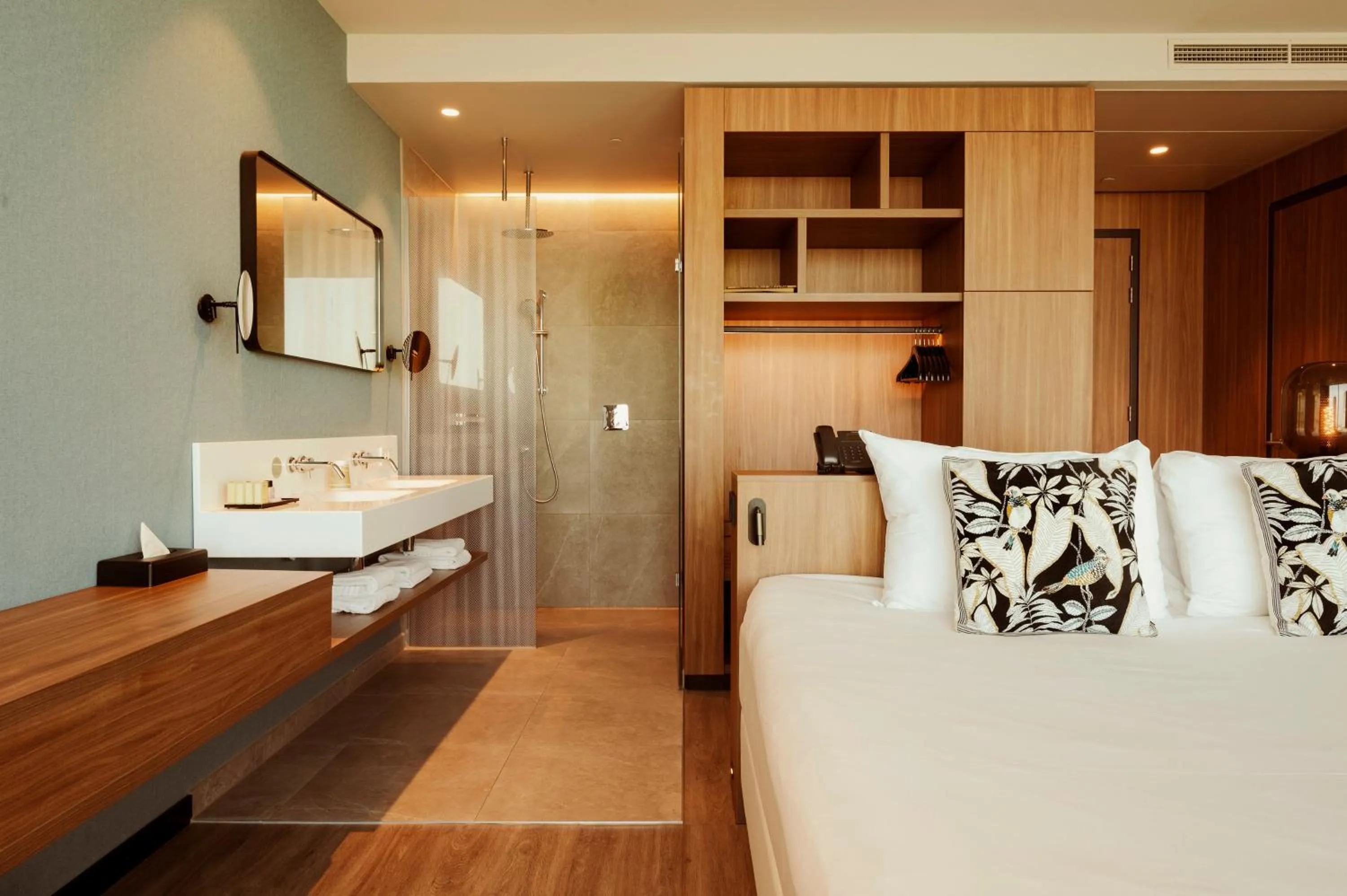 Bed in Van der Valk Hotel Amsterdam Zuidas-Rai