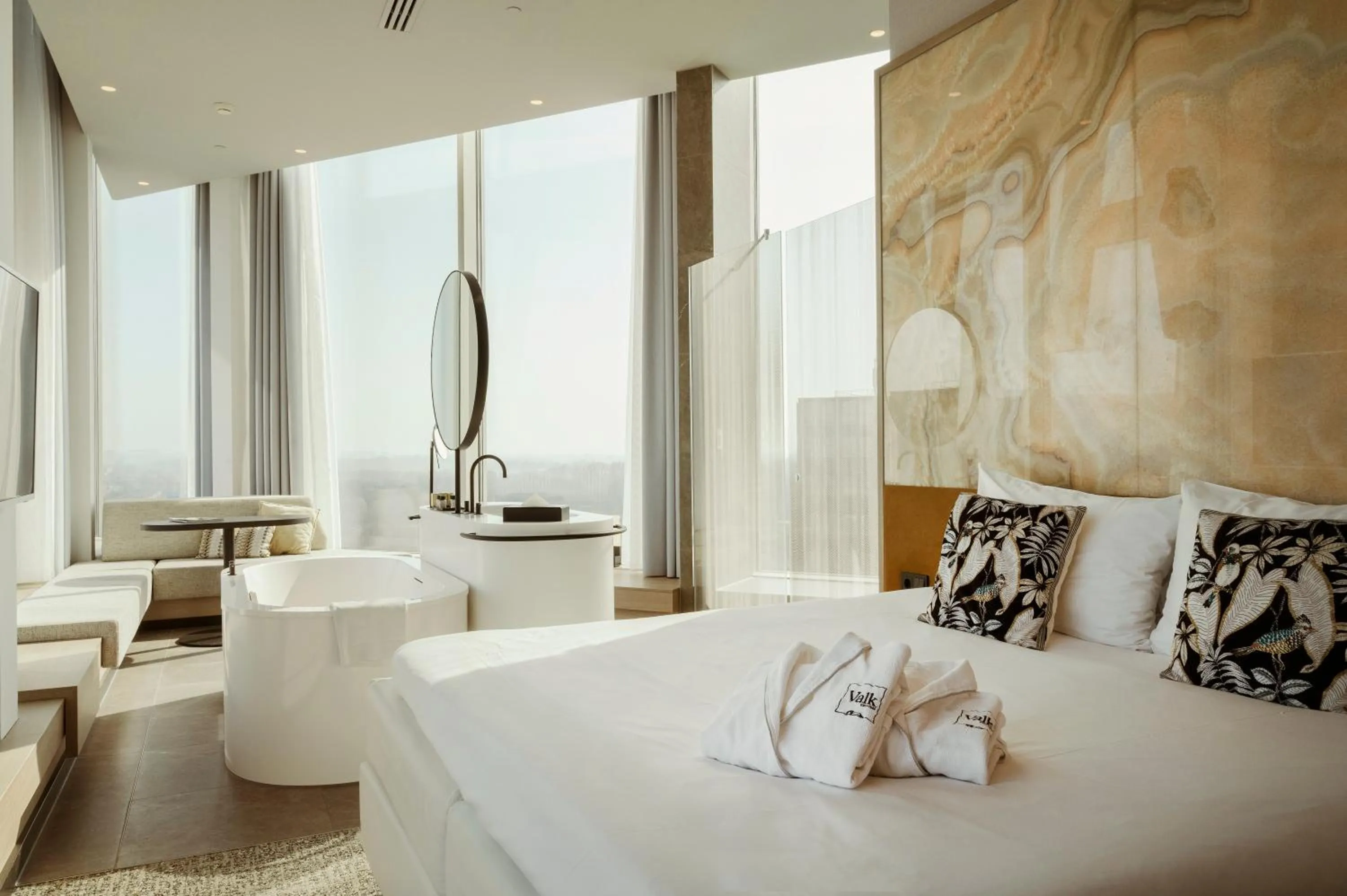 Bed in Van der Valk Hotel Amsterdam Zuidas-Rai