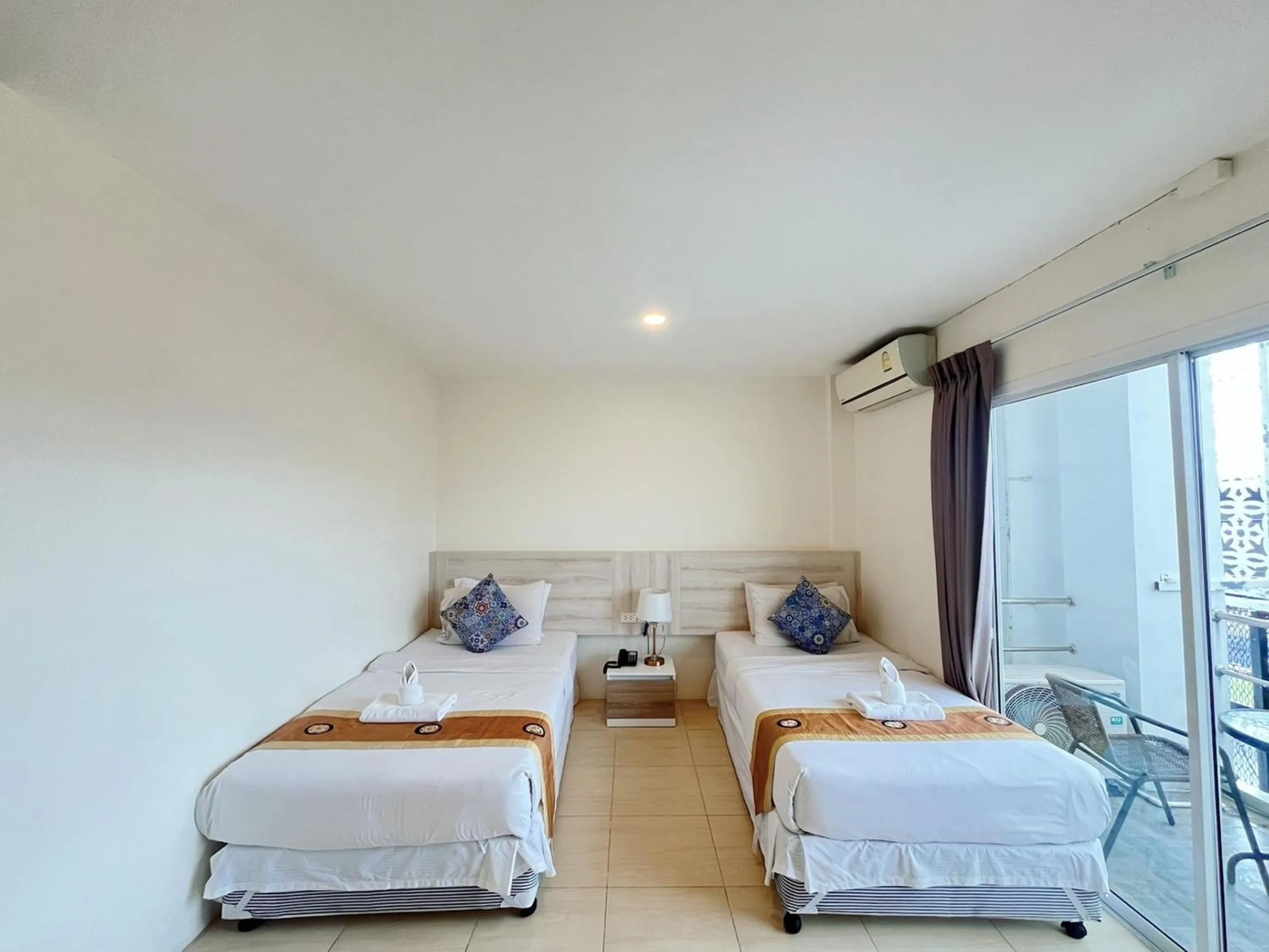 Bed in Mystays Phuket