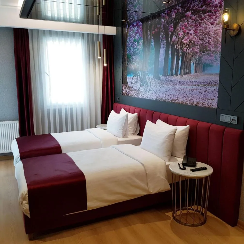 Bed in My Garden Hotel