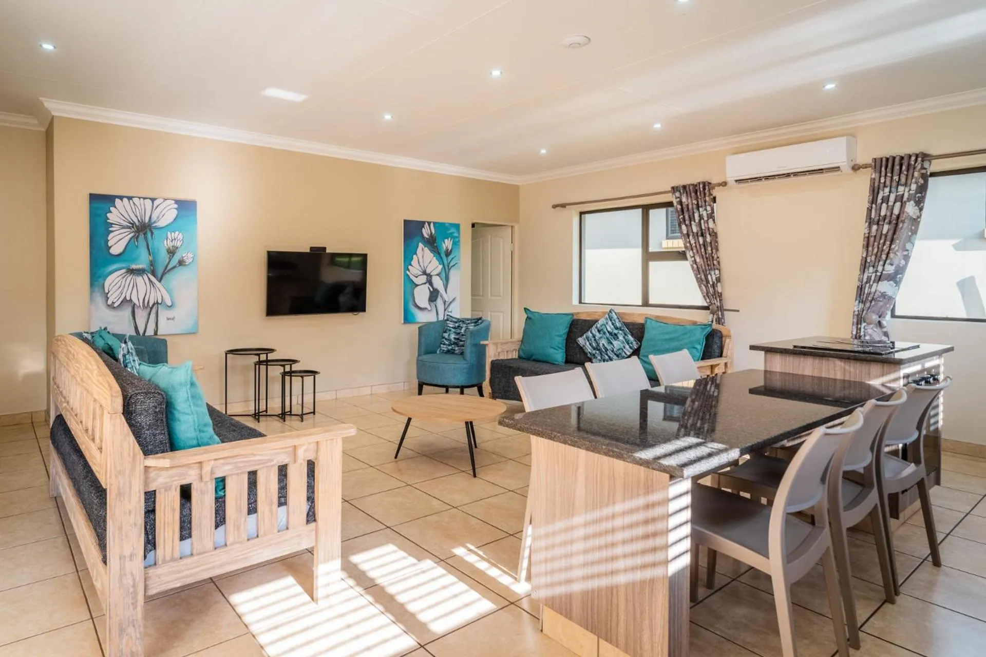 Living room in ATKV Buffelspoort