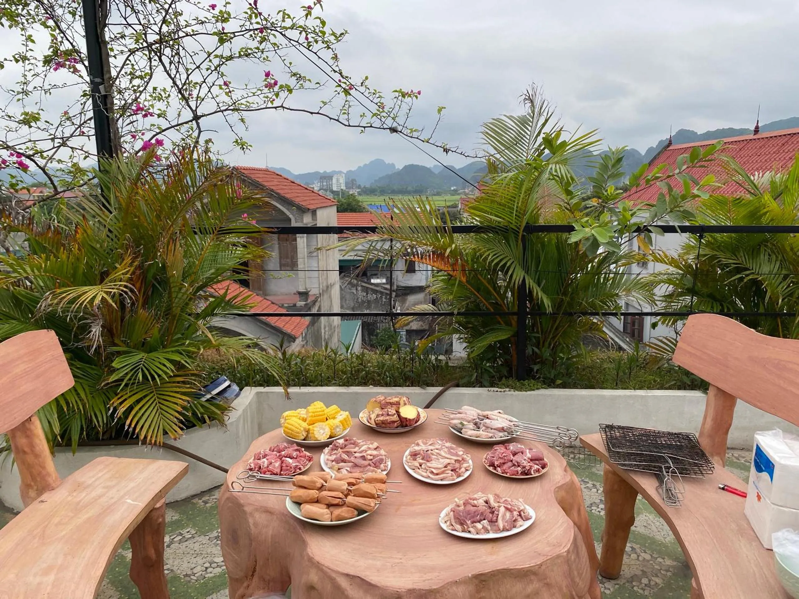 Property building in Sen's Homestay