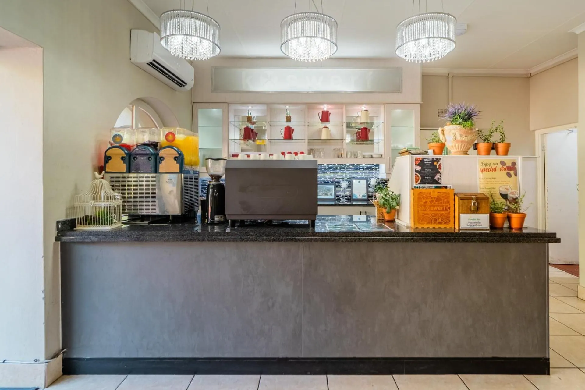 Restaurant/places to eat in ATKV Goudini Spa