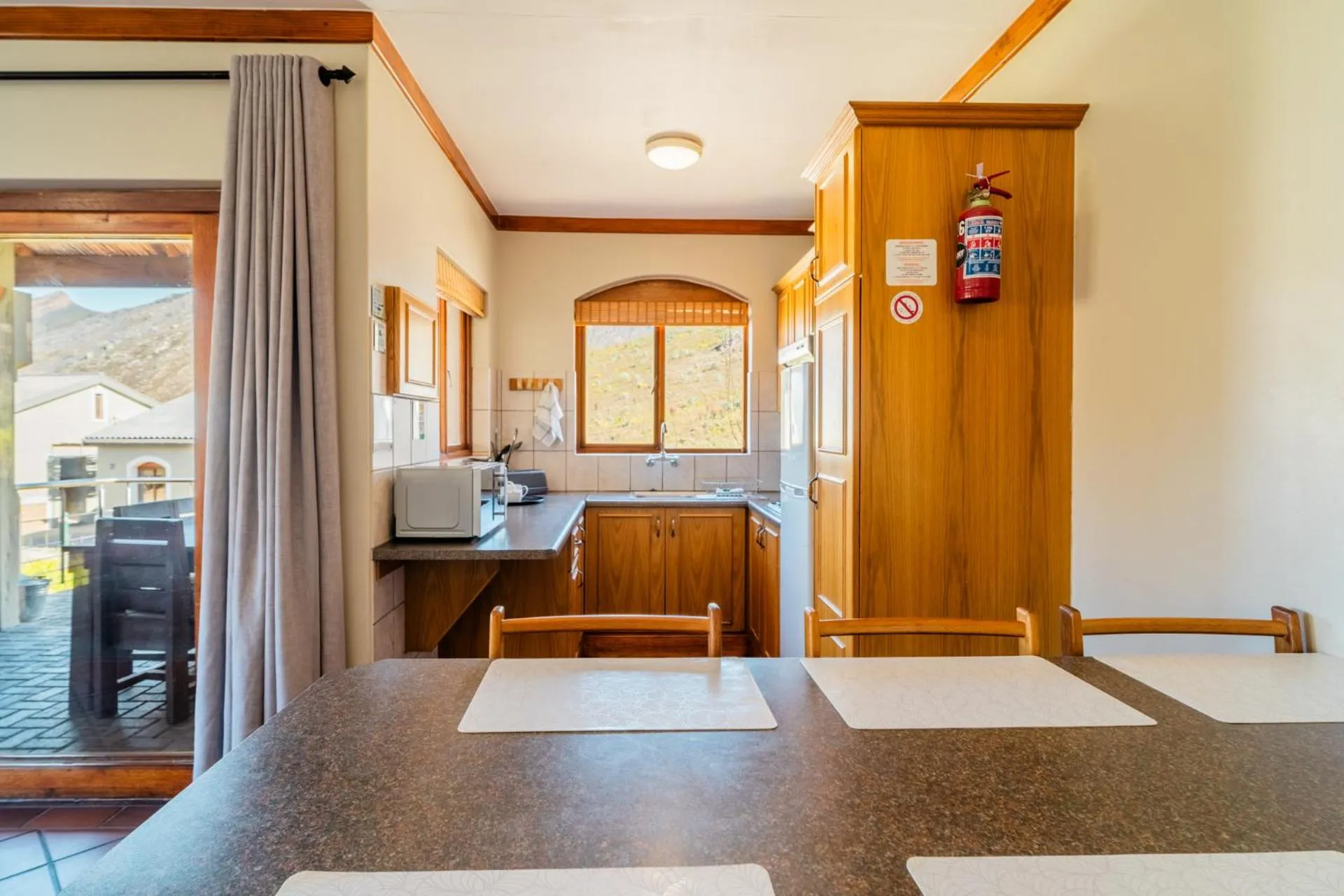 Kitchen or kitchenette in ATKV Goudini Spa