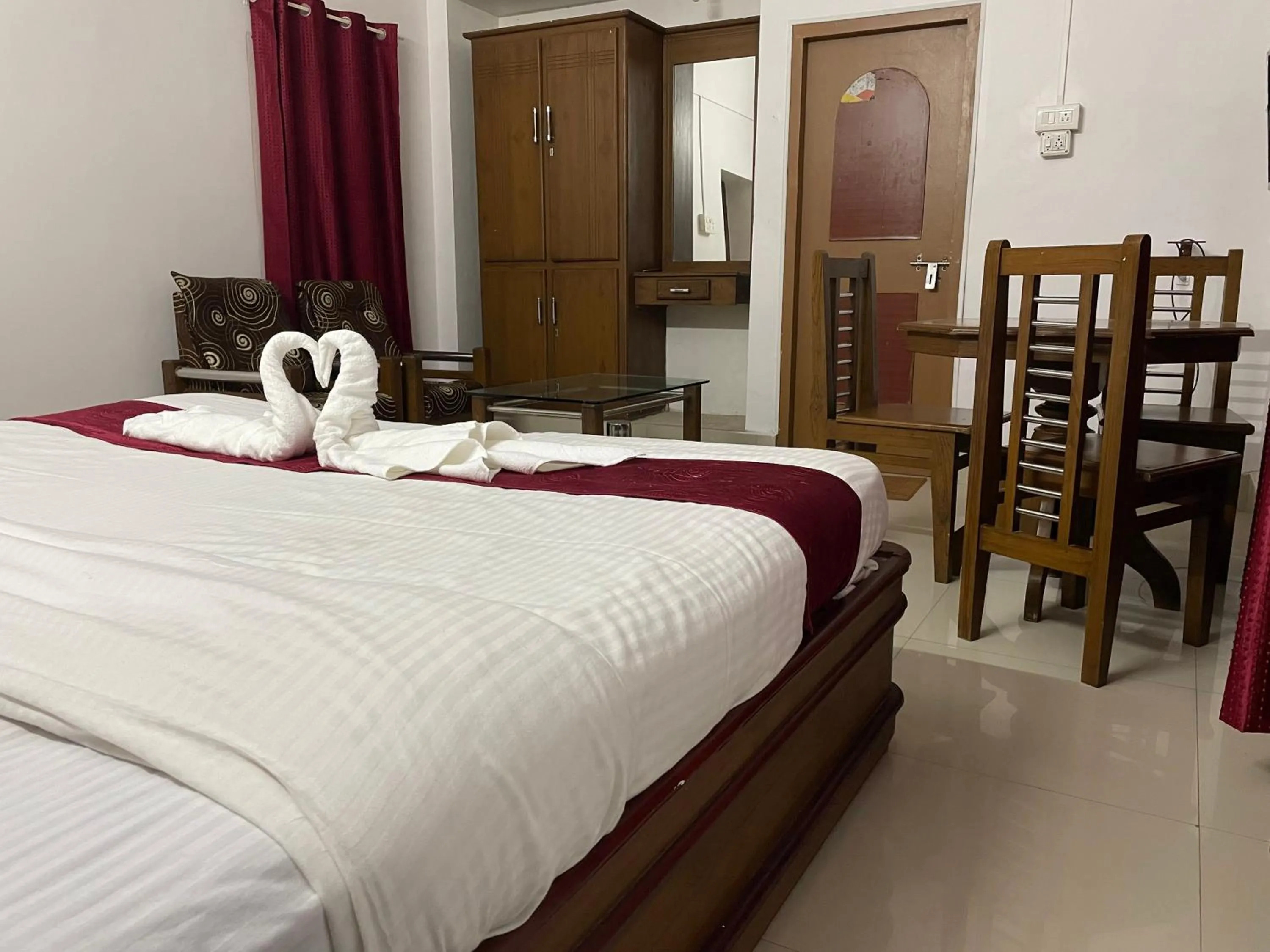 Bedroom, Bed in Hotel Caveri