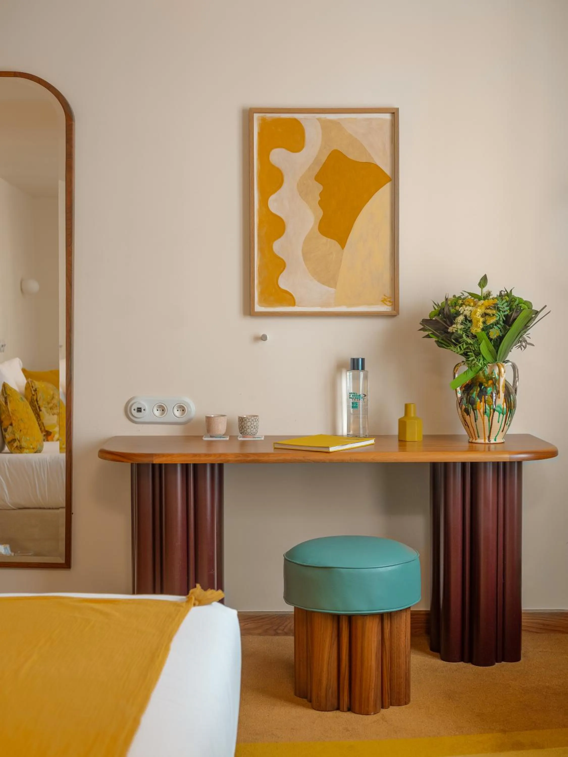 Living room in Hôtel Saint-André des Arts