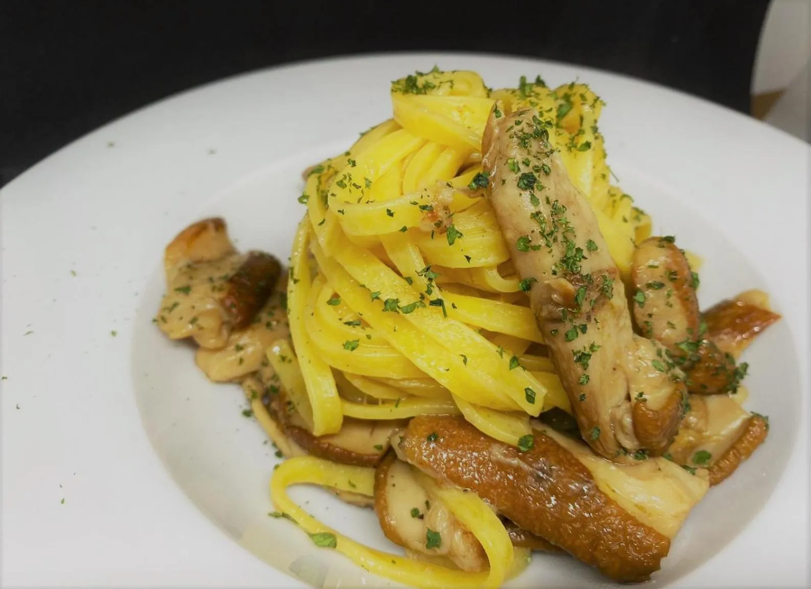 Restaurant/places to eat in Hotel La Place Roma