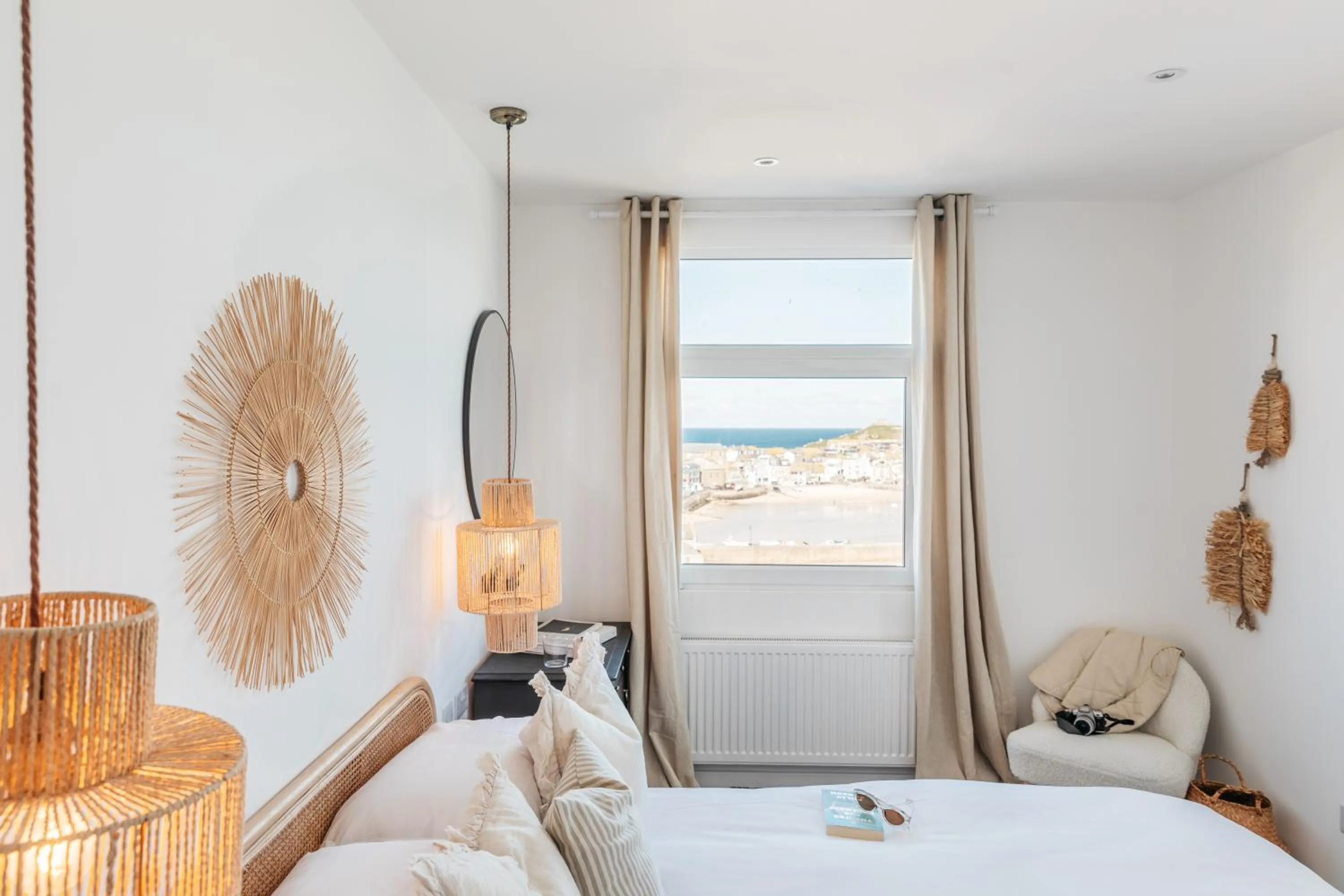 Bed in Harbour View House