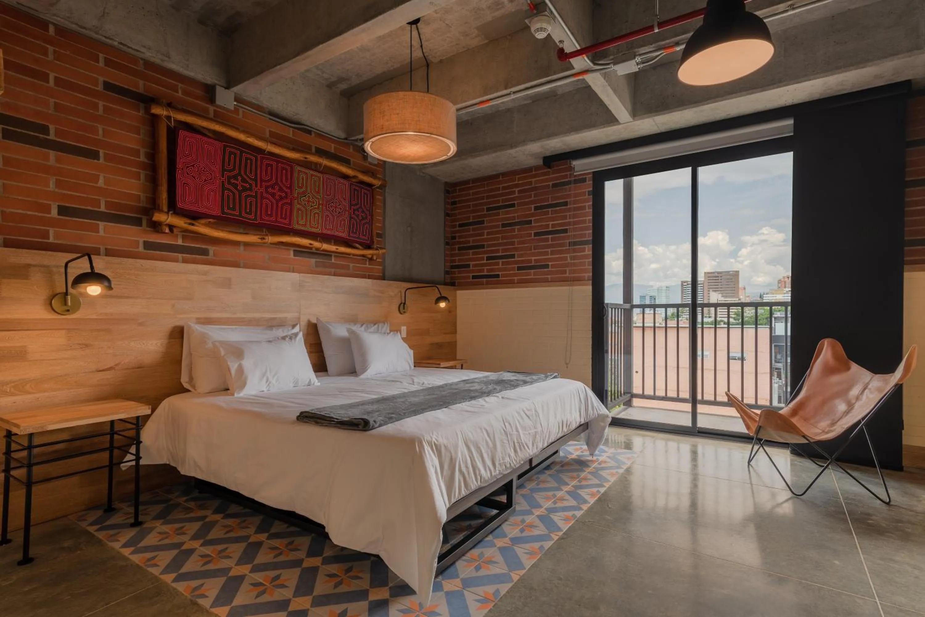 Photo of the whole room, Bed in Masaya Medellin