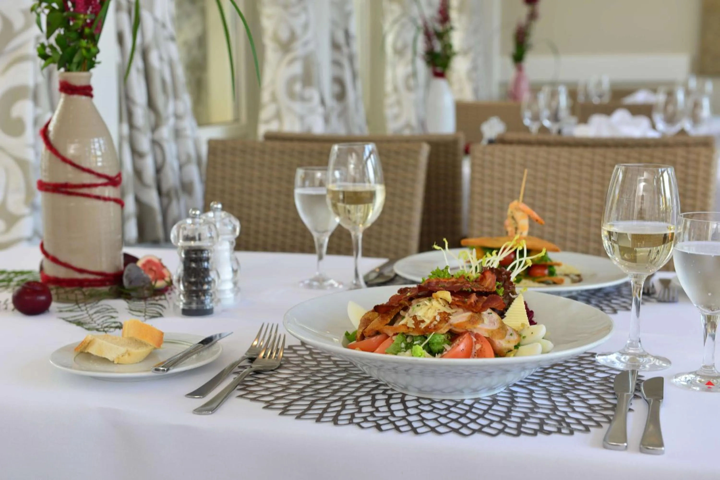 Food and drinks in Best Western Hotel Der Föhrenhof