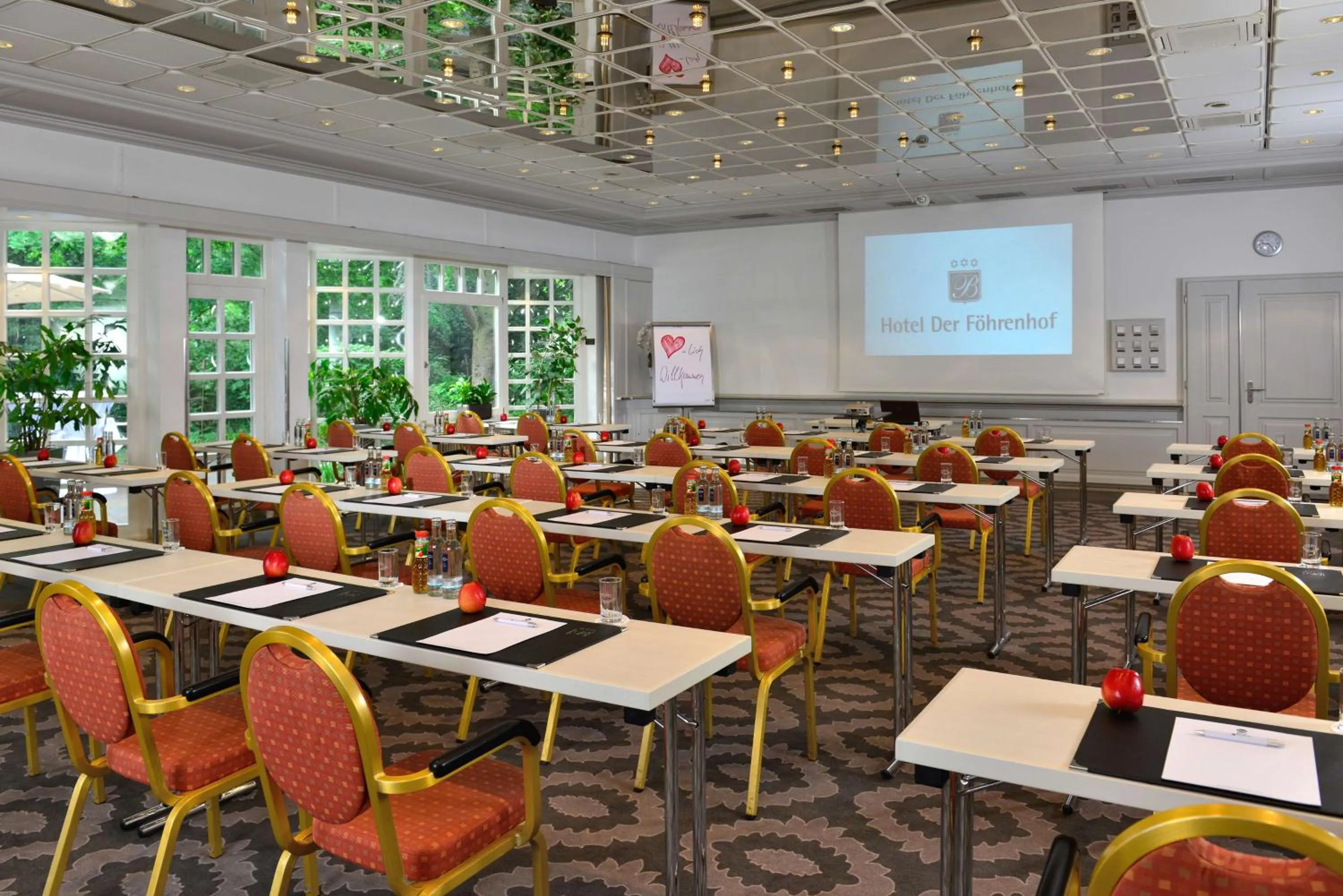 Meeting/conference room in Best Western Hotel Der Föhrenhof