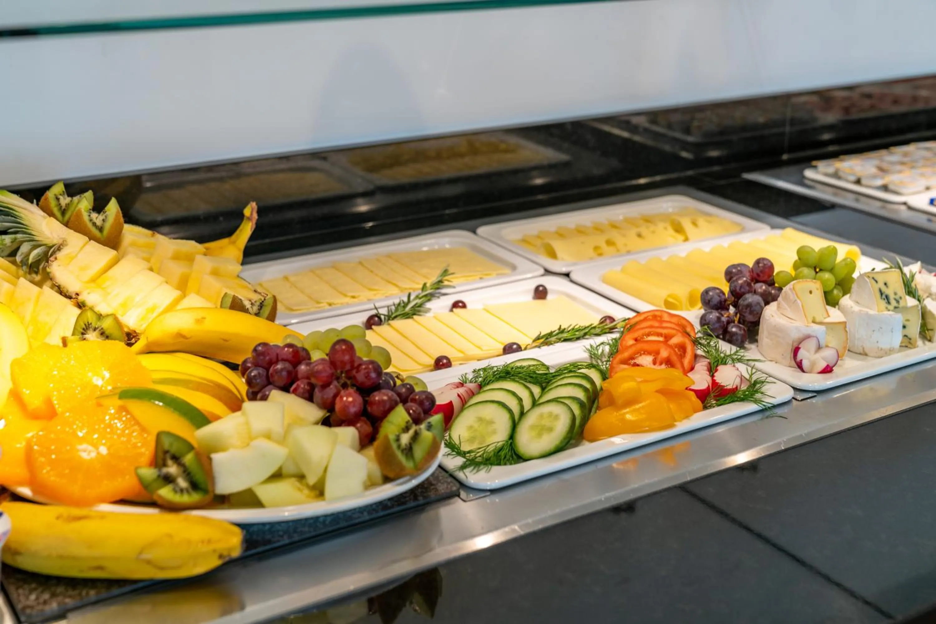 Breakfast in Hotel Amper