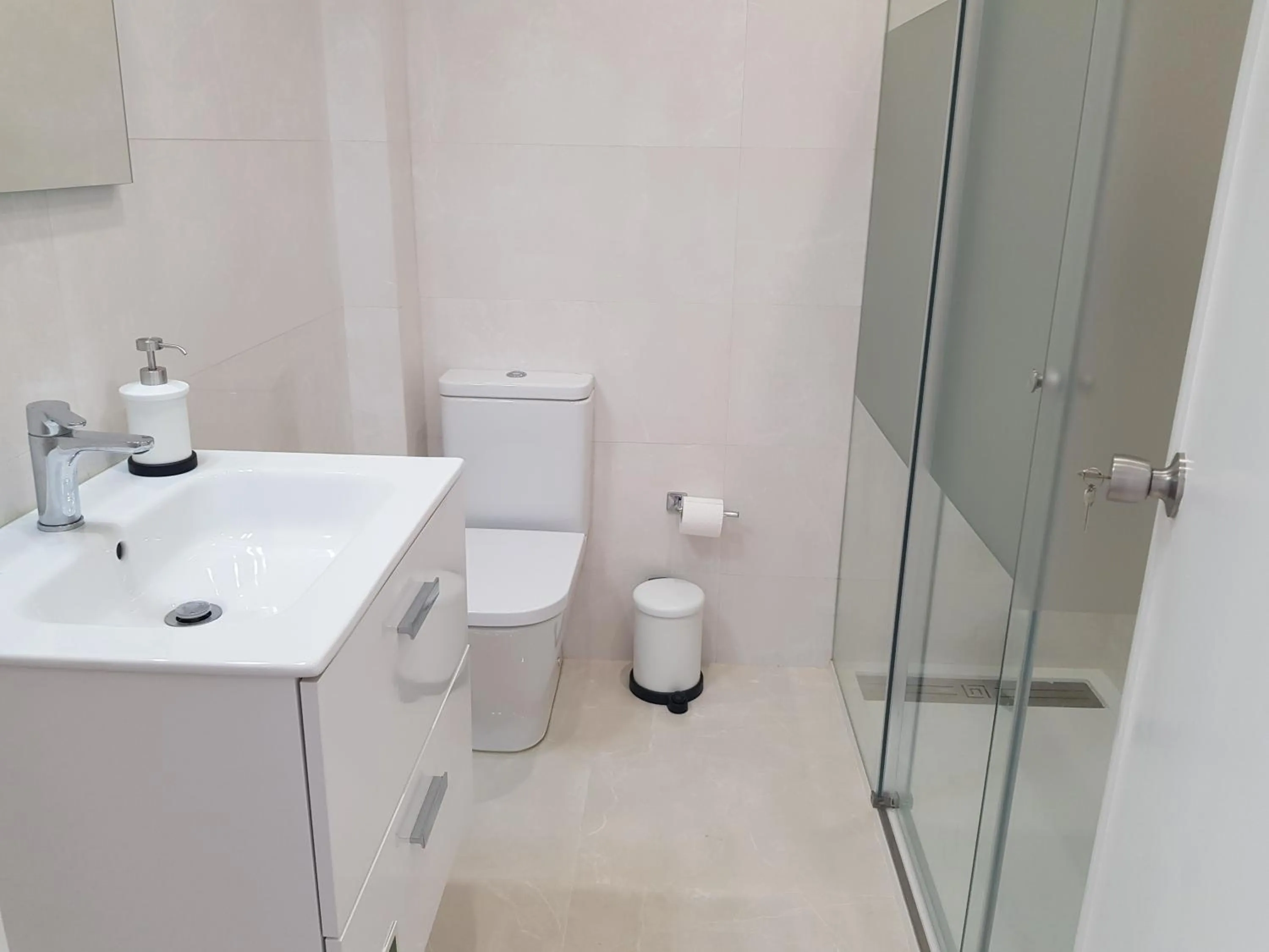 Bathroom in Sol Da Caparica