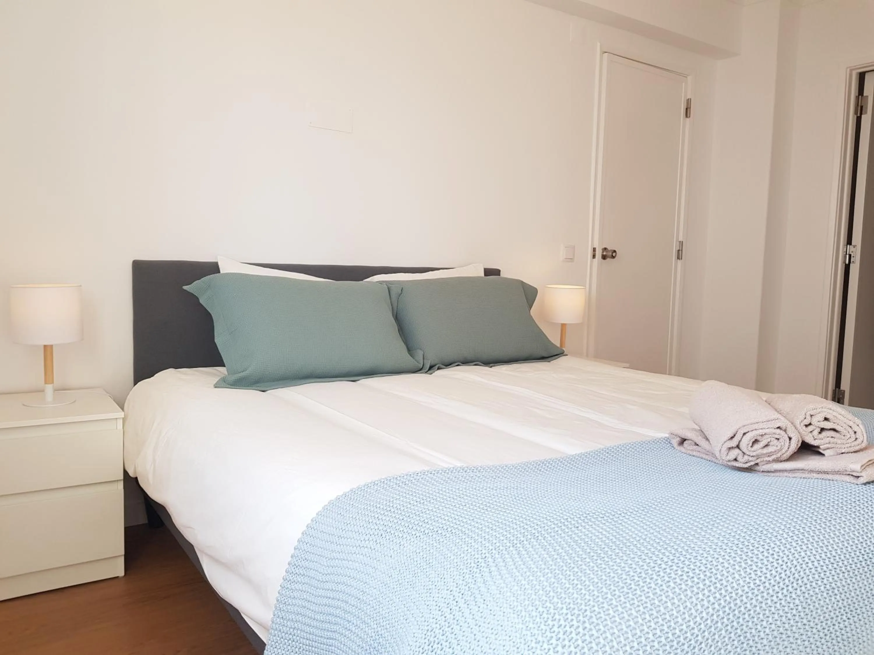 Bedroom, Bed in Sol Da Caparica