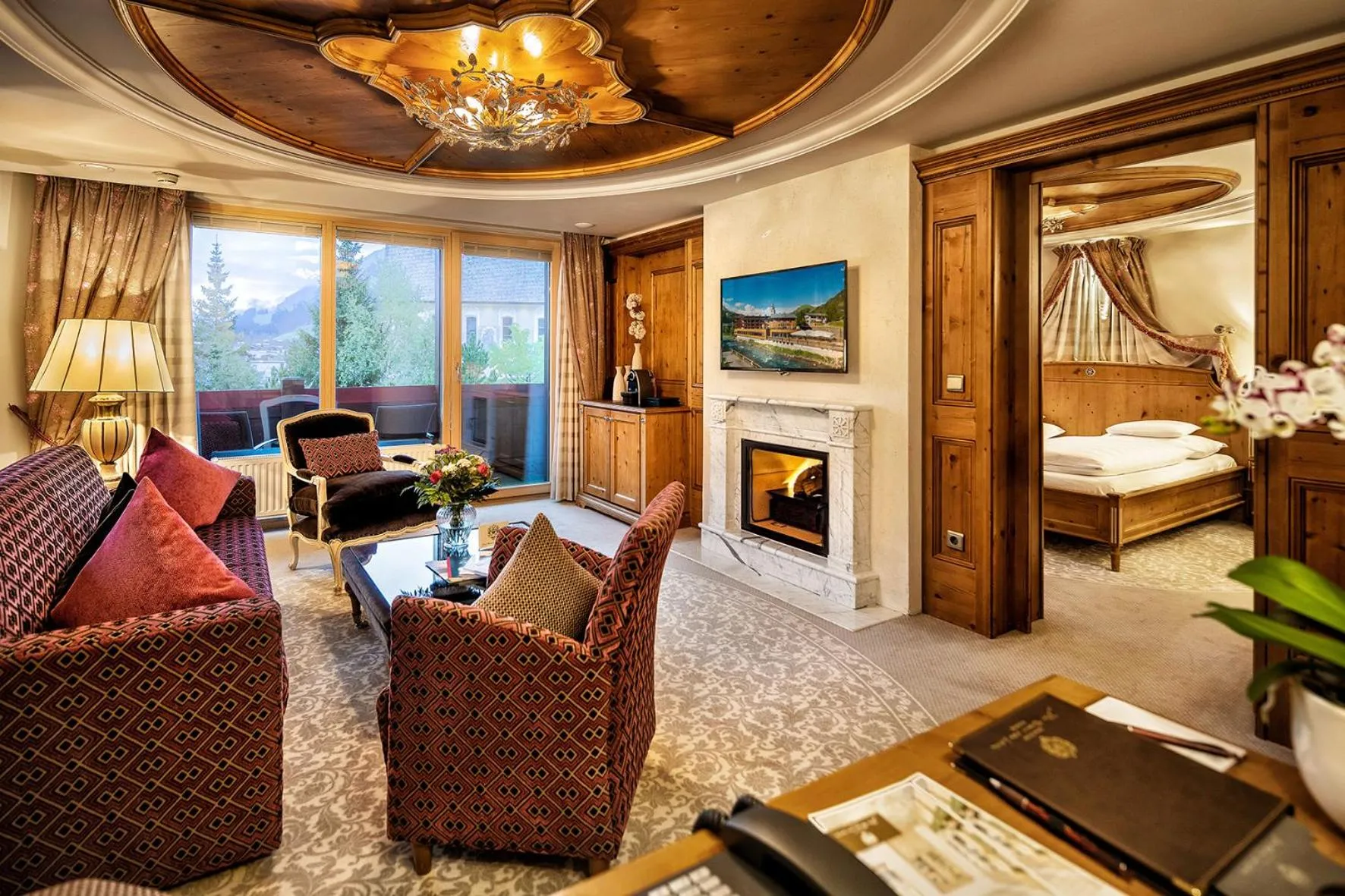 Living room in die Krone von Lech - Romantikhotel - Luxushotel in bester Lage