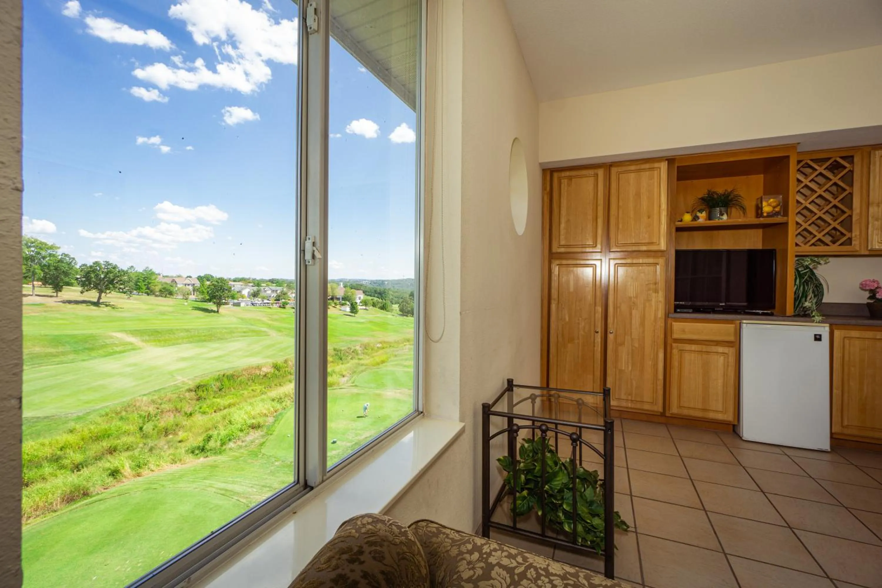 TV and multimedia in Legacy at Thousand Hills