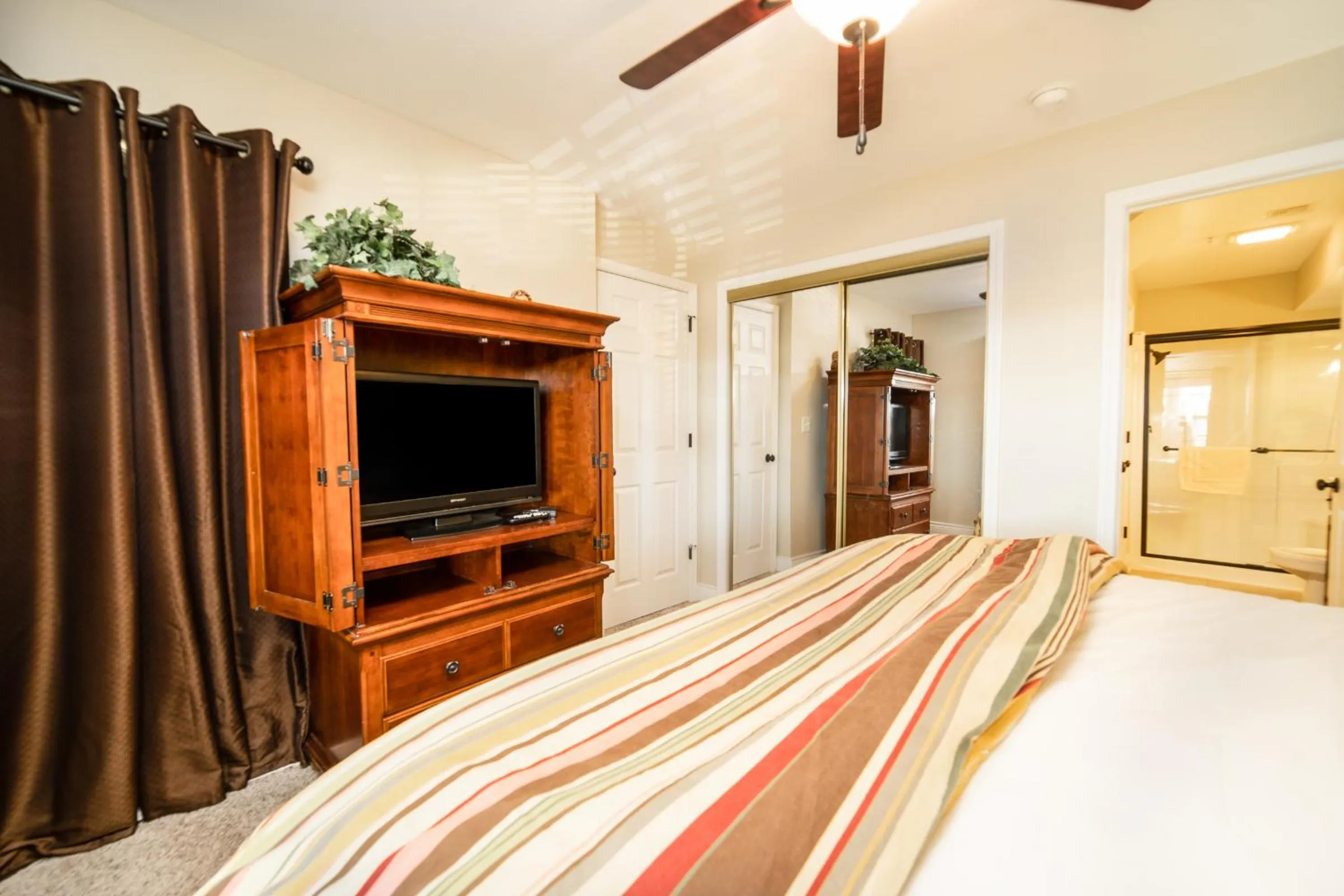 Bed in Legacy at Thousand Hills