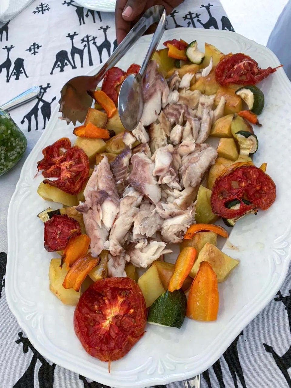 Restaurant/places to eat in Nyumba Ya Mbuyu