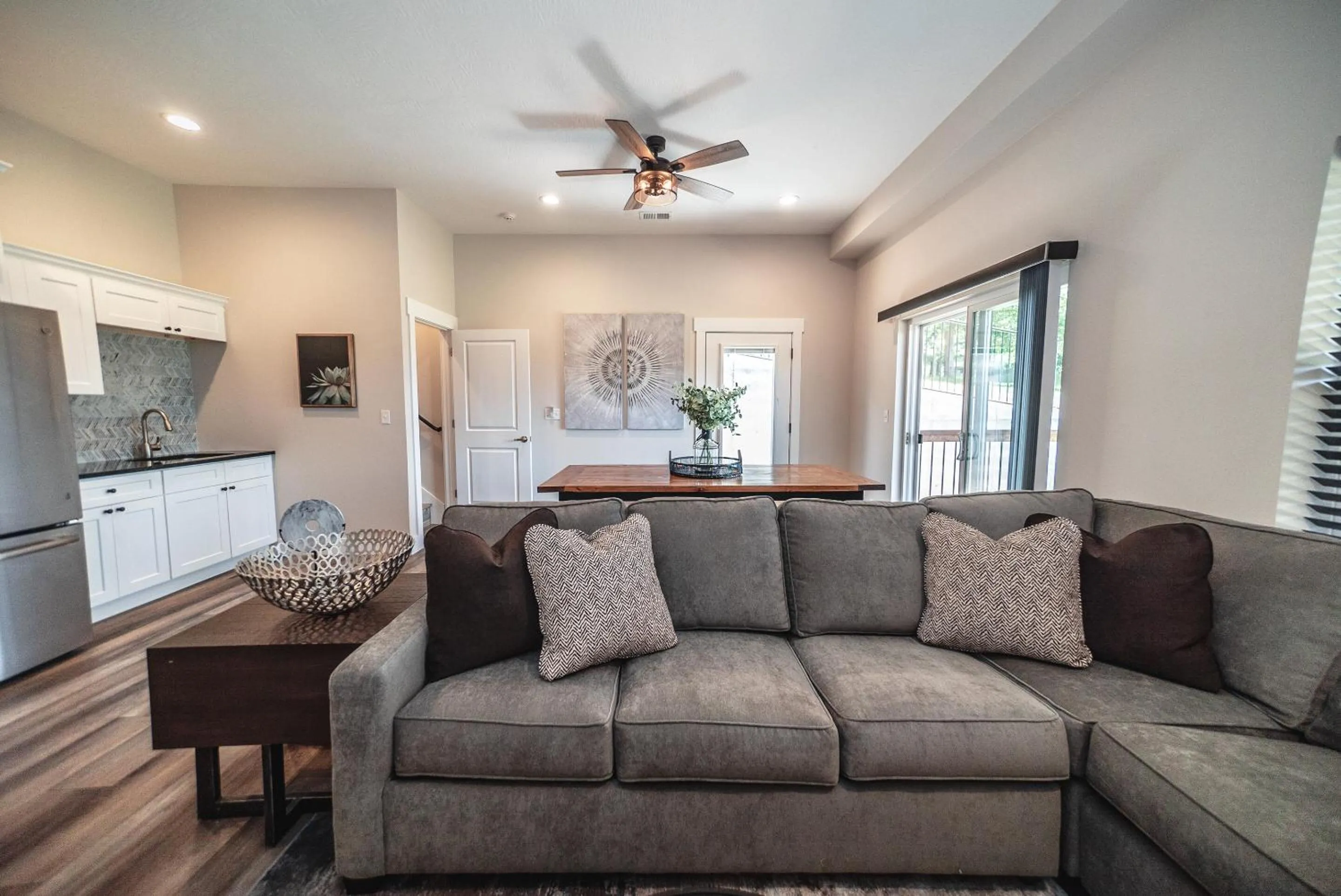 Living room in Reunion Lodges at Thousand Hills