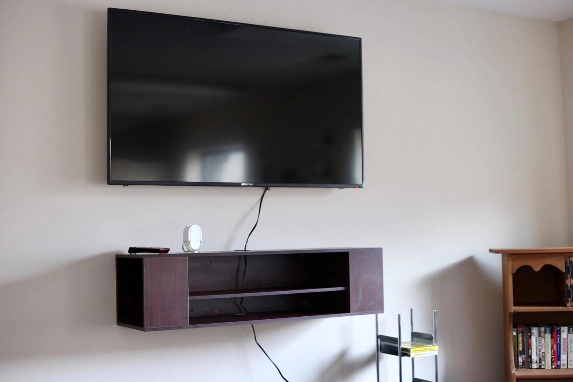 Property building in Pine Mountain Inn