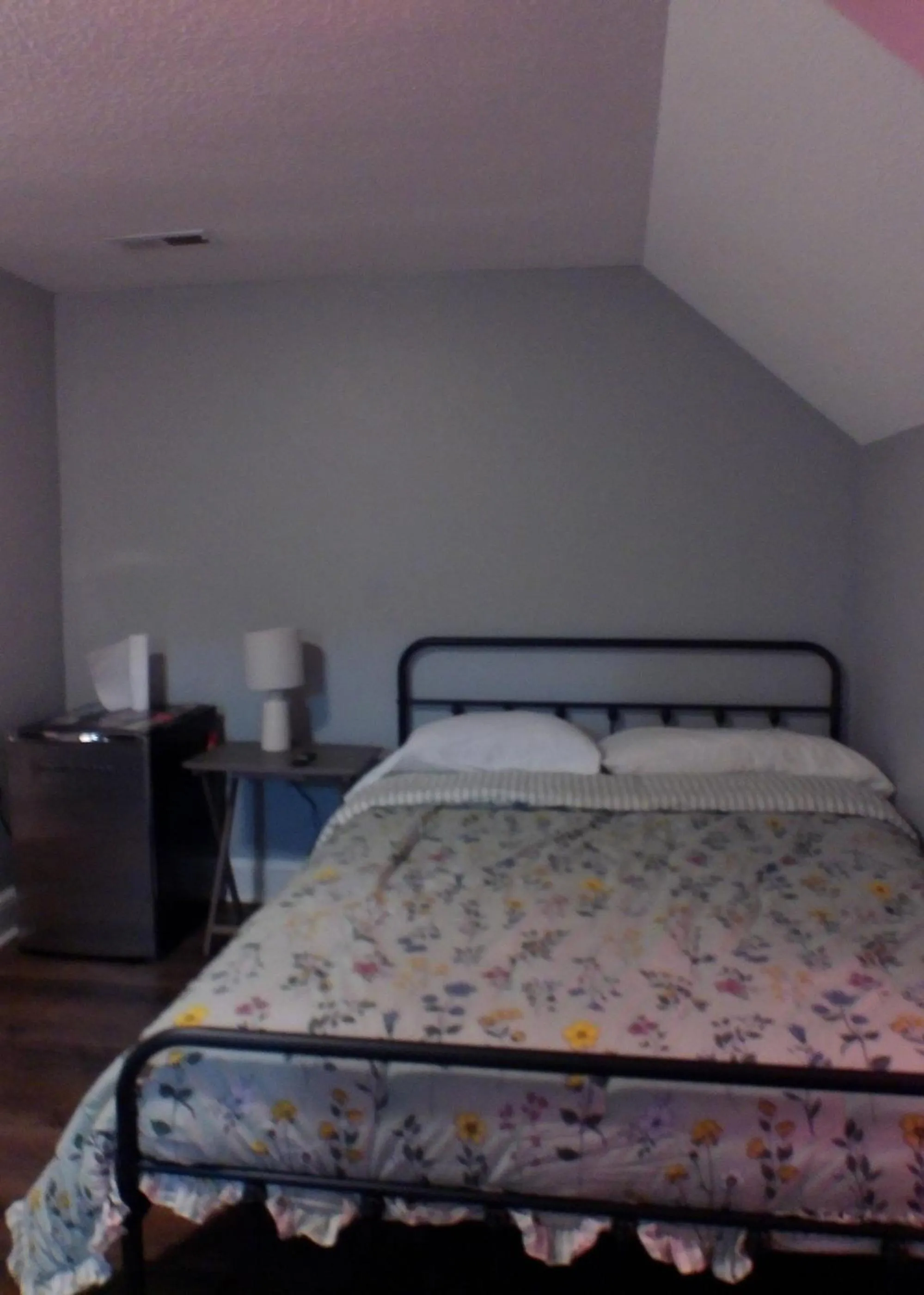 Bed in Pine Mountain Inn