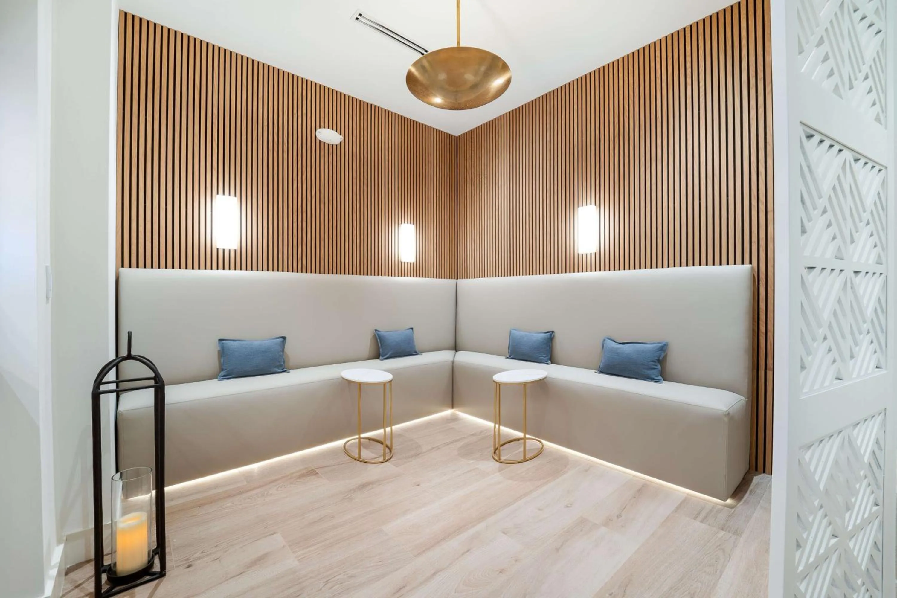 Sports, Bed in THesis Hotel Miami Coral Gables, Curio Collection by Hilton