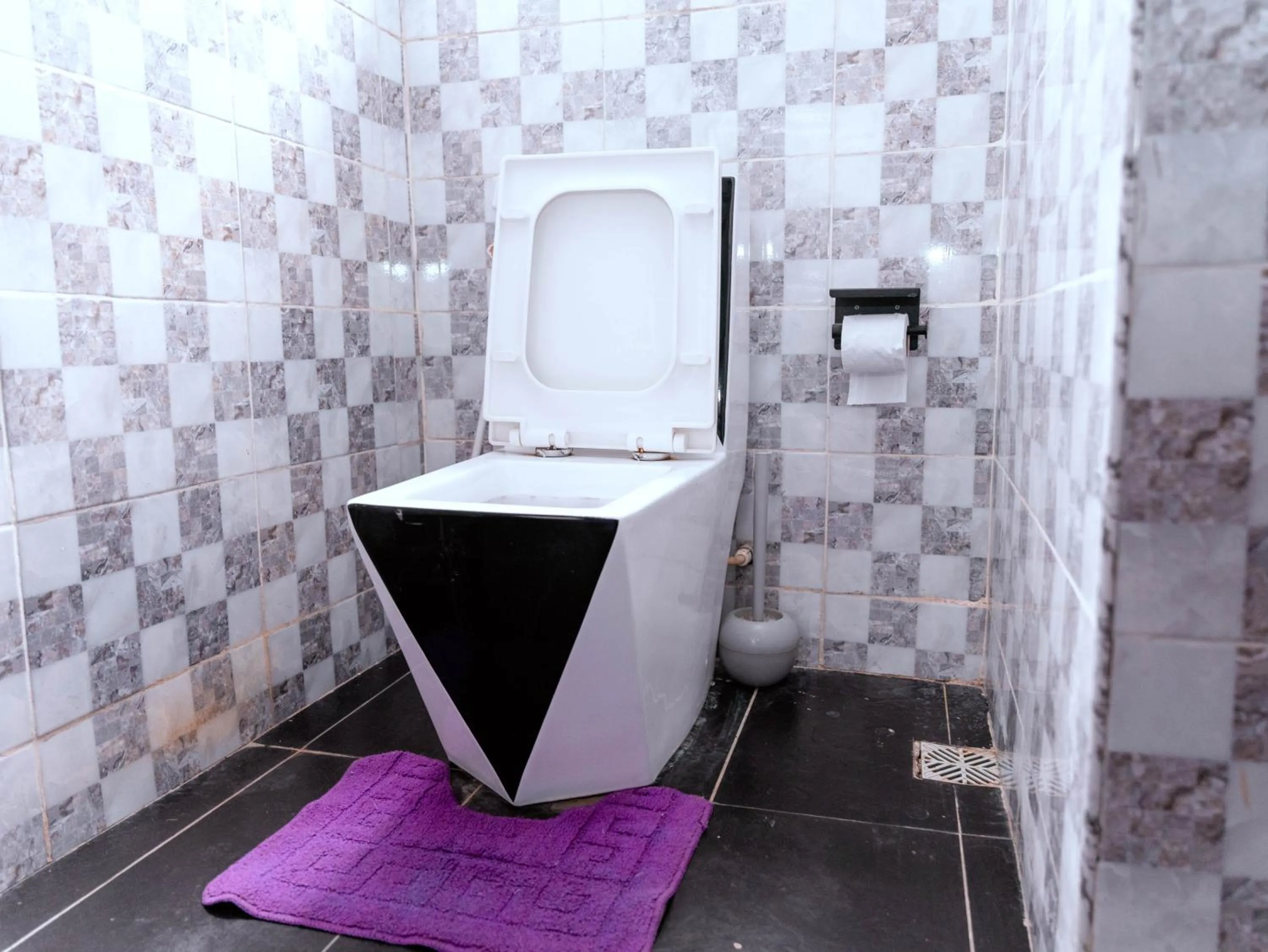 Toilet in 247 Luxury Hotel