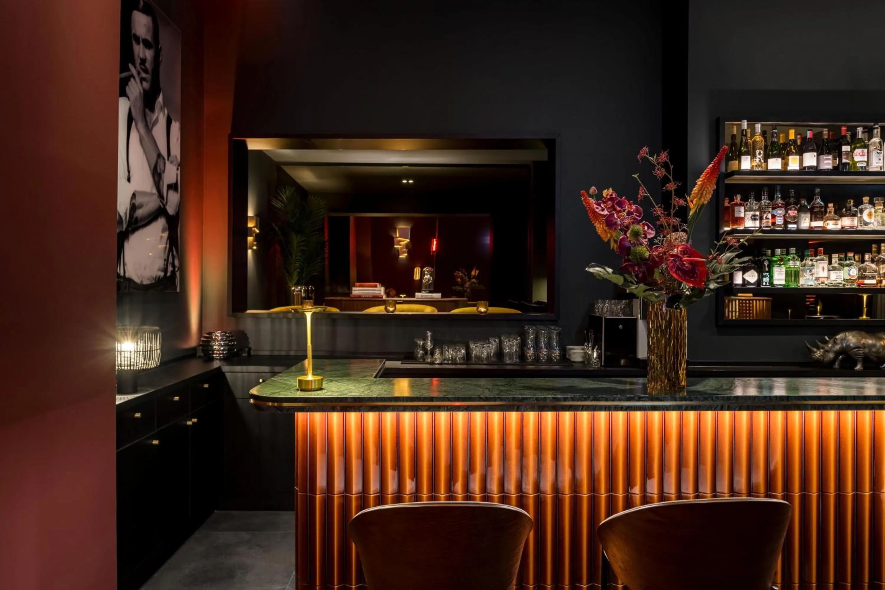 Lounge or bar in Hotel AMANO Düsseldorf