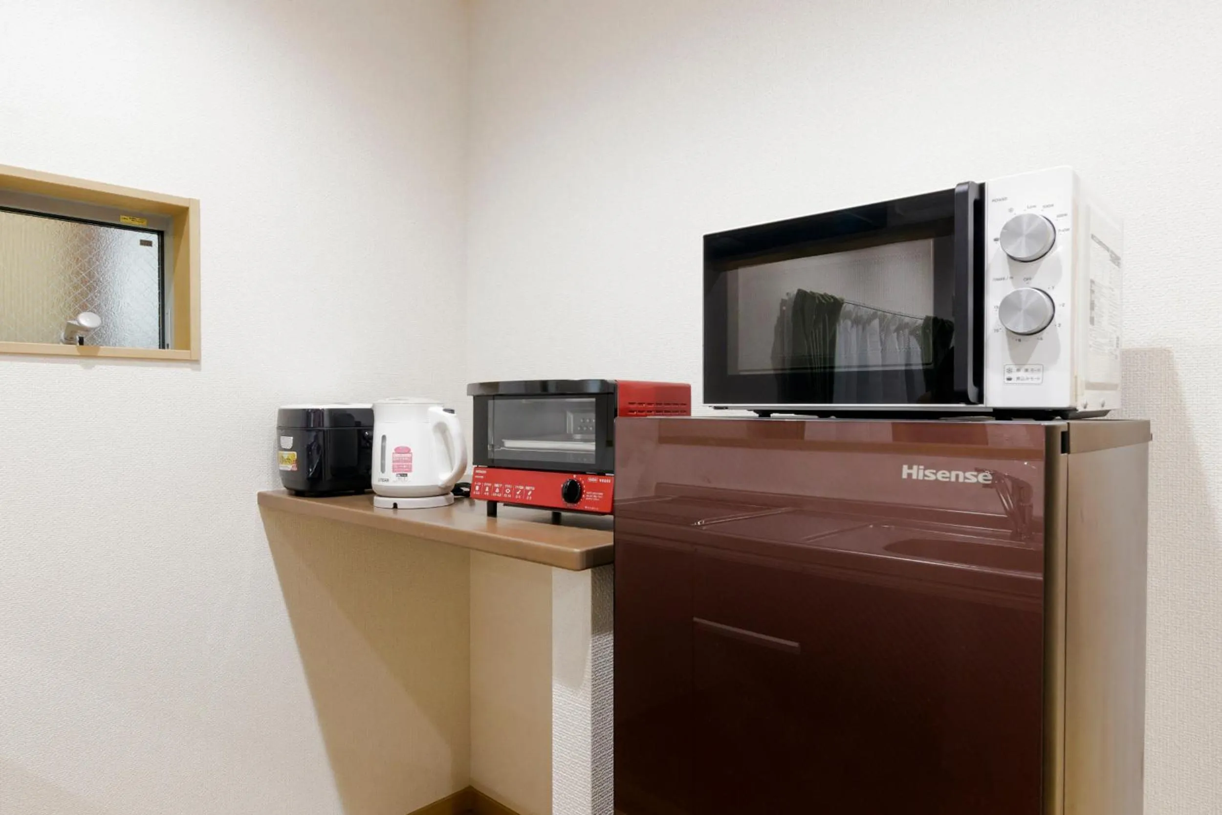 Crescent Moon Nakanoshimbashi