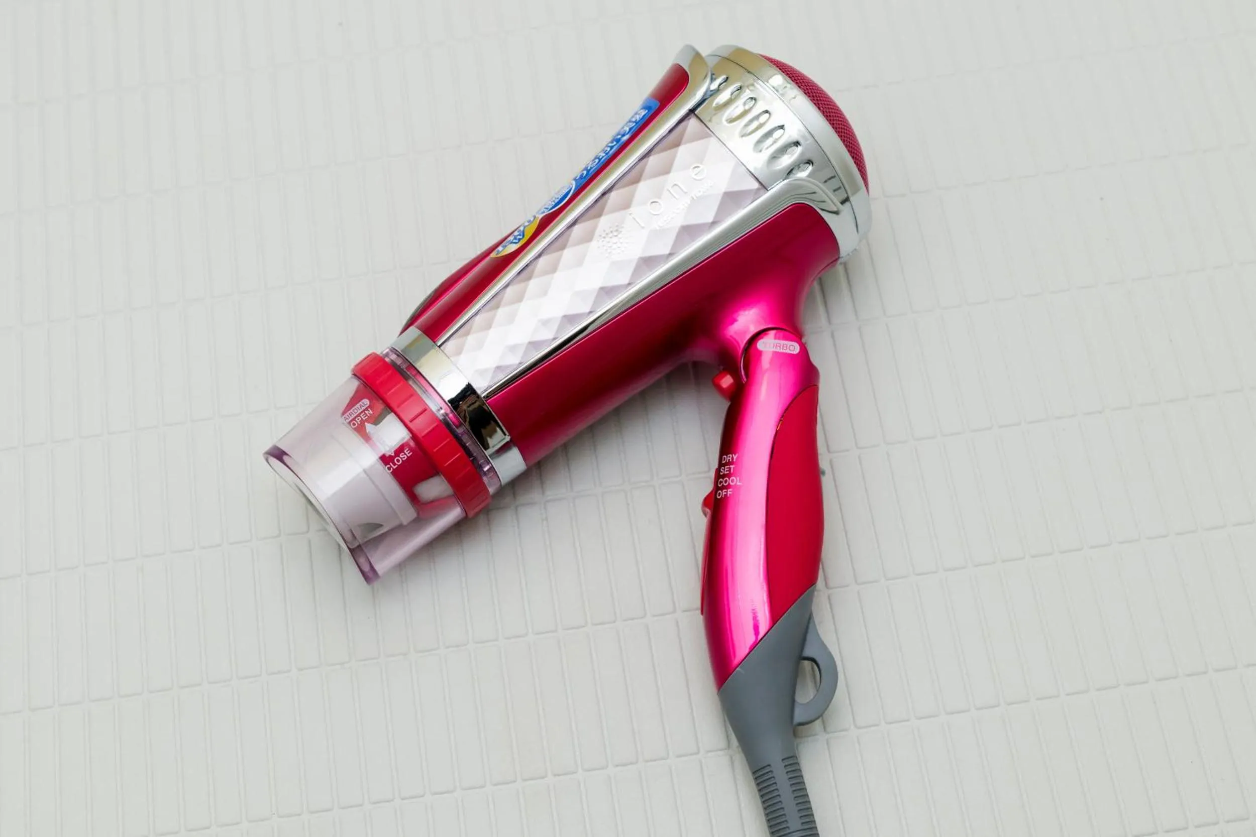 Crescent Moon Nakanoshimbashi