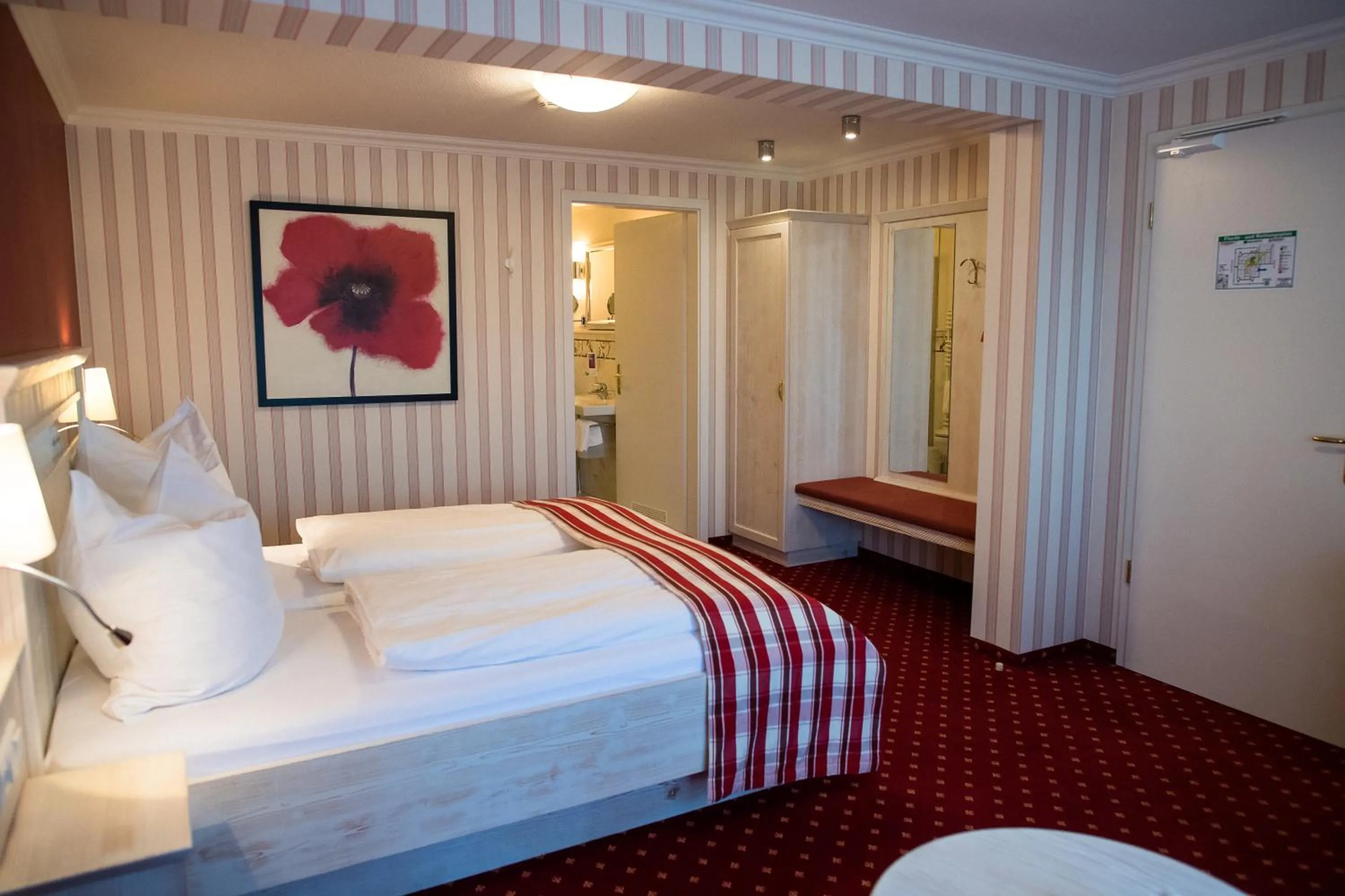 Decorative detail, Bed in Alter Landkrug