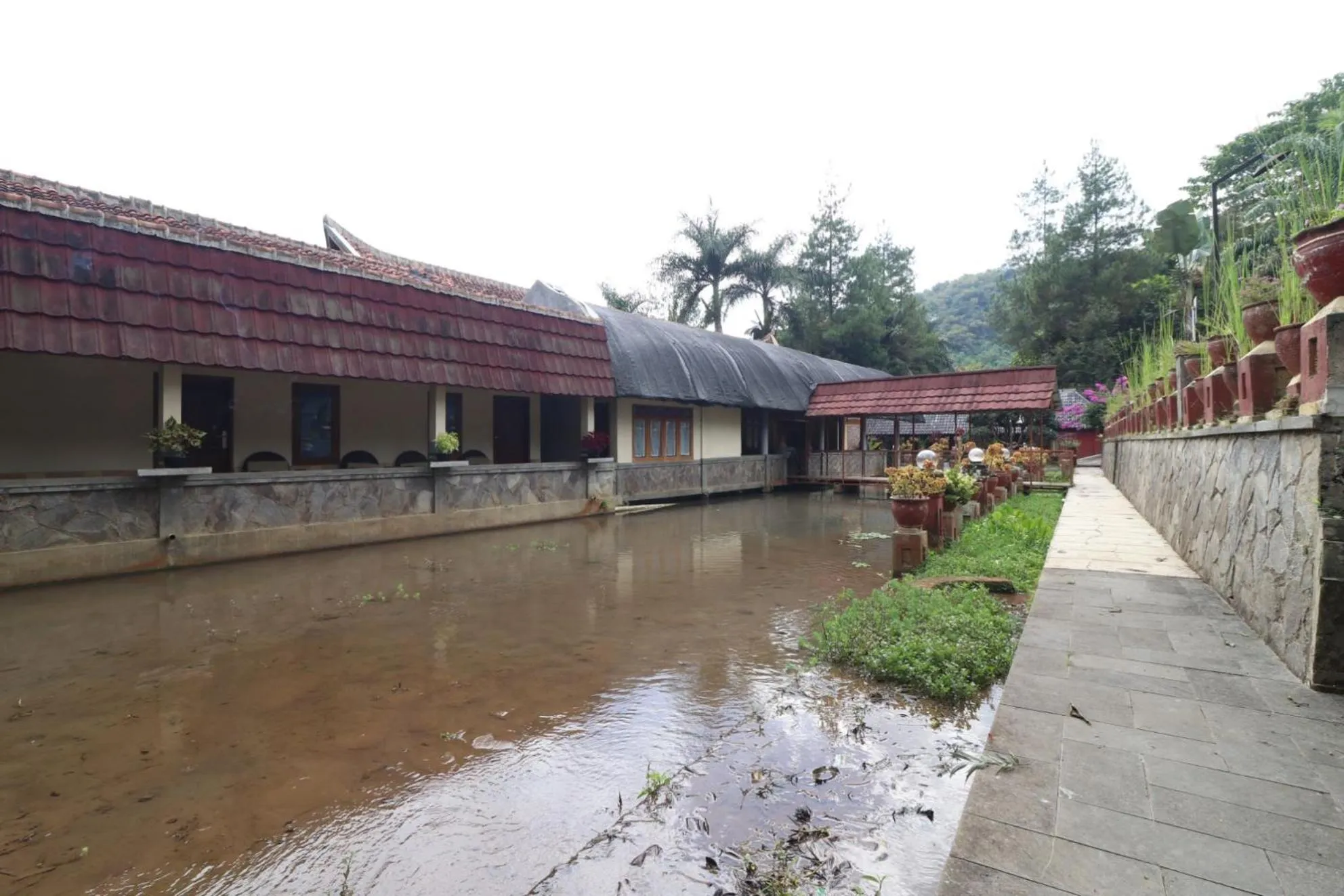 Property building in Kampung Pa'go Resort Hotel