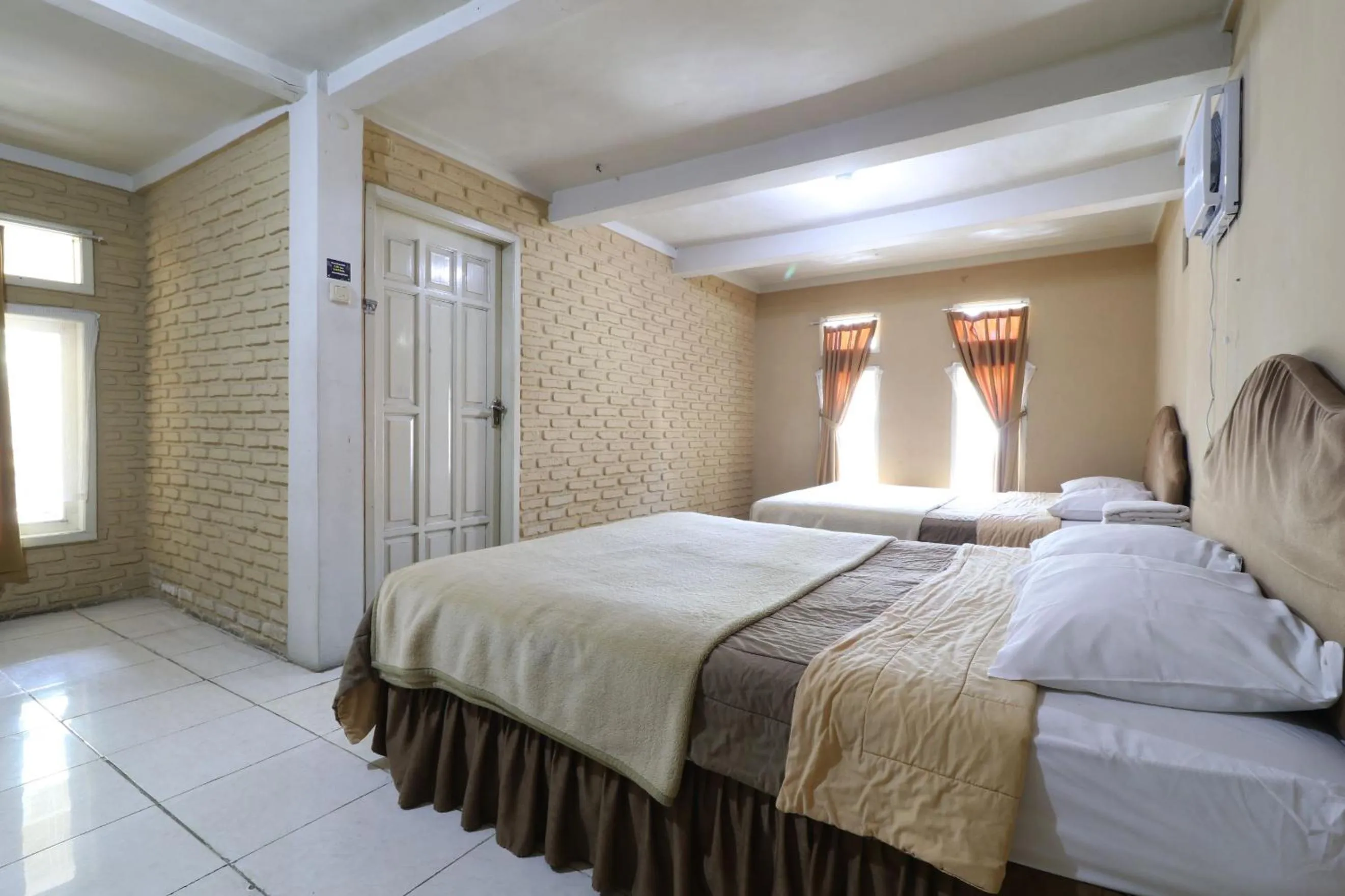 Bedroom, Bed in Kampung Pa'go Resort Hotel