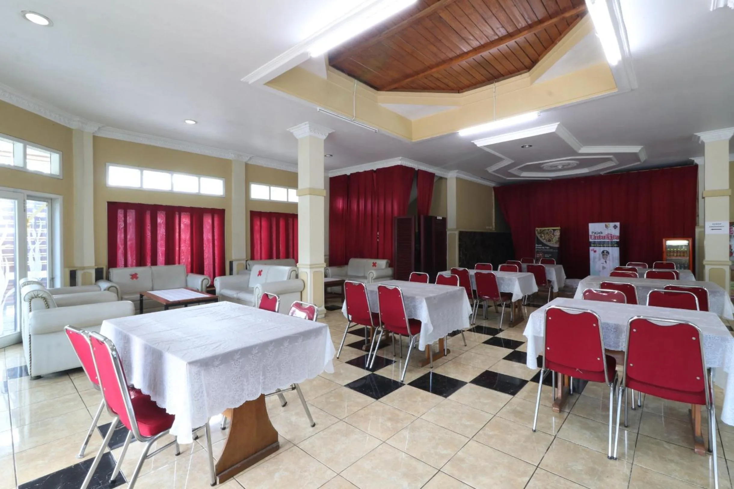 Banquet/Function facilities in Kampung Pa'go Resort Hotel