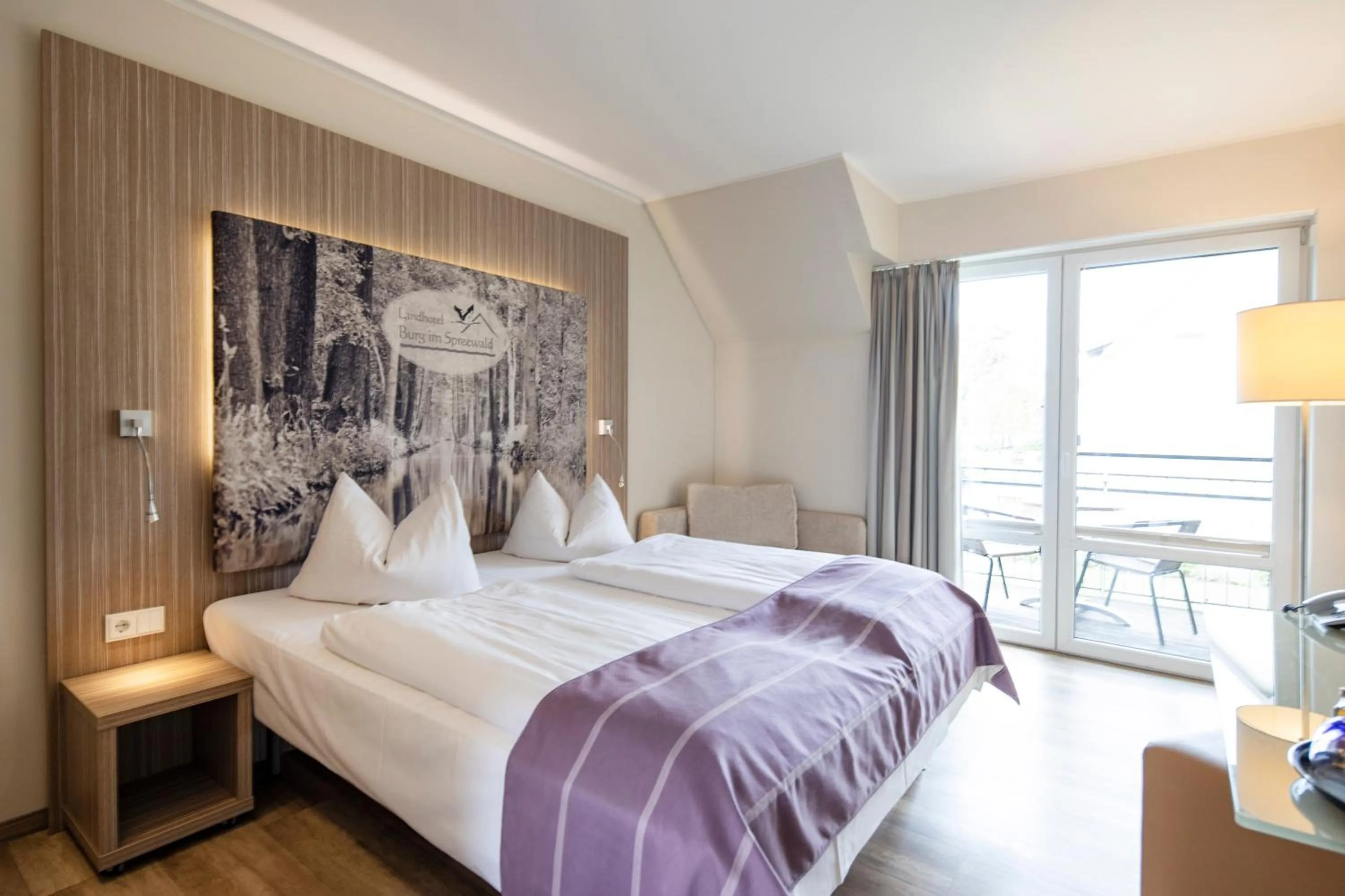 Photo of the whole room, Bed in Landhotel Burg im Spreewald - Resort & Spa