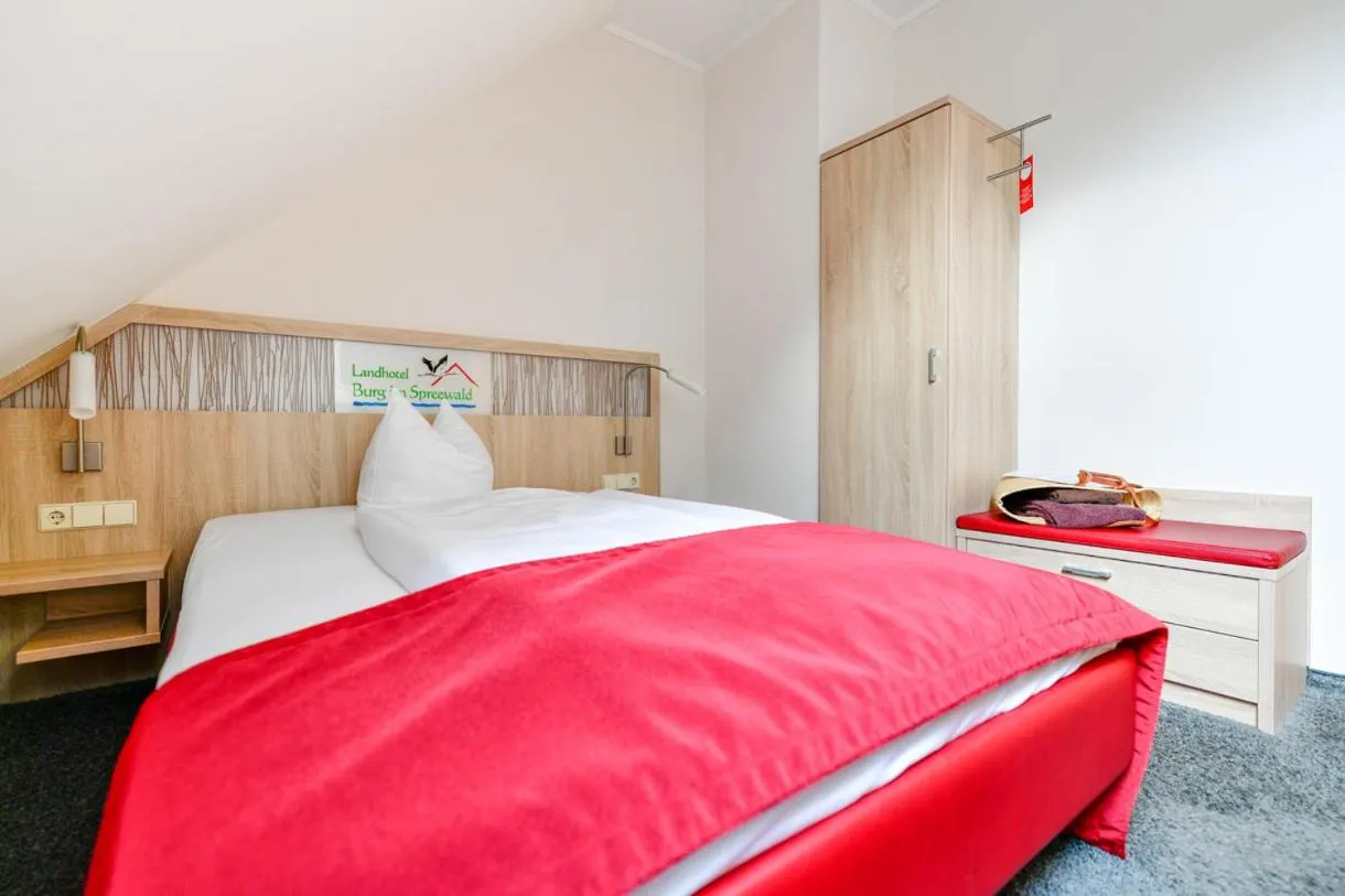 Photo of the whole room, Bed in Landhotel Burg im Spreewald - Resort & Spa